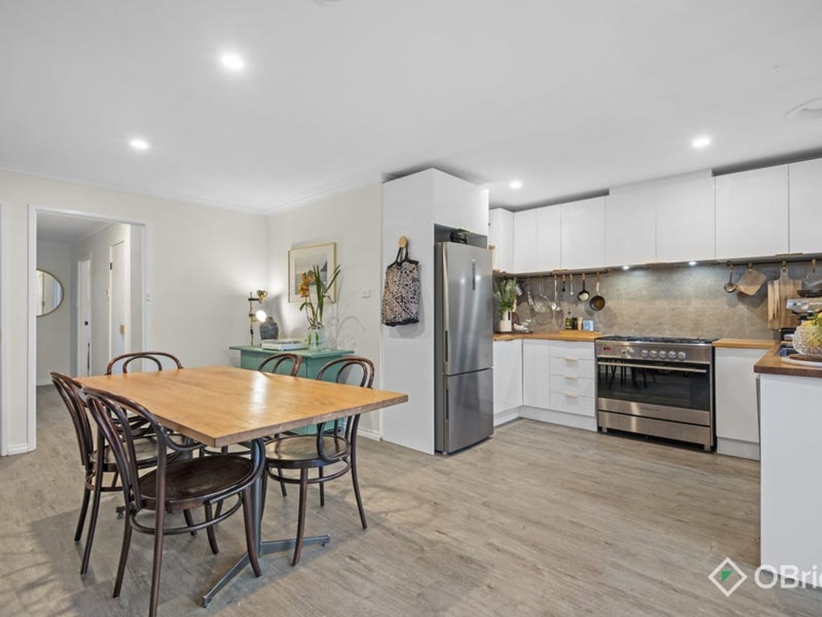 20 Eildon Road, Endeavour Hills, VIC 3802, Endeavour Hills - Thumbnail 4