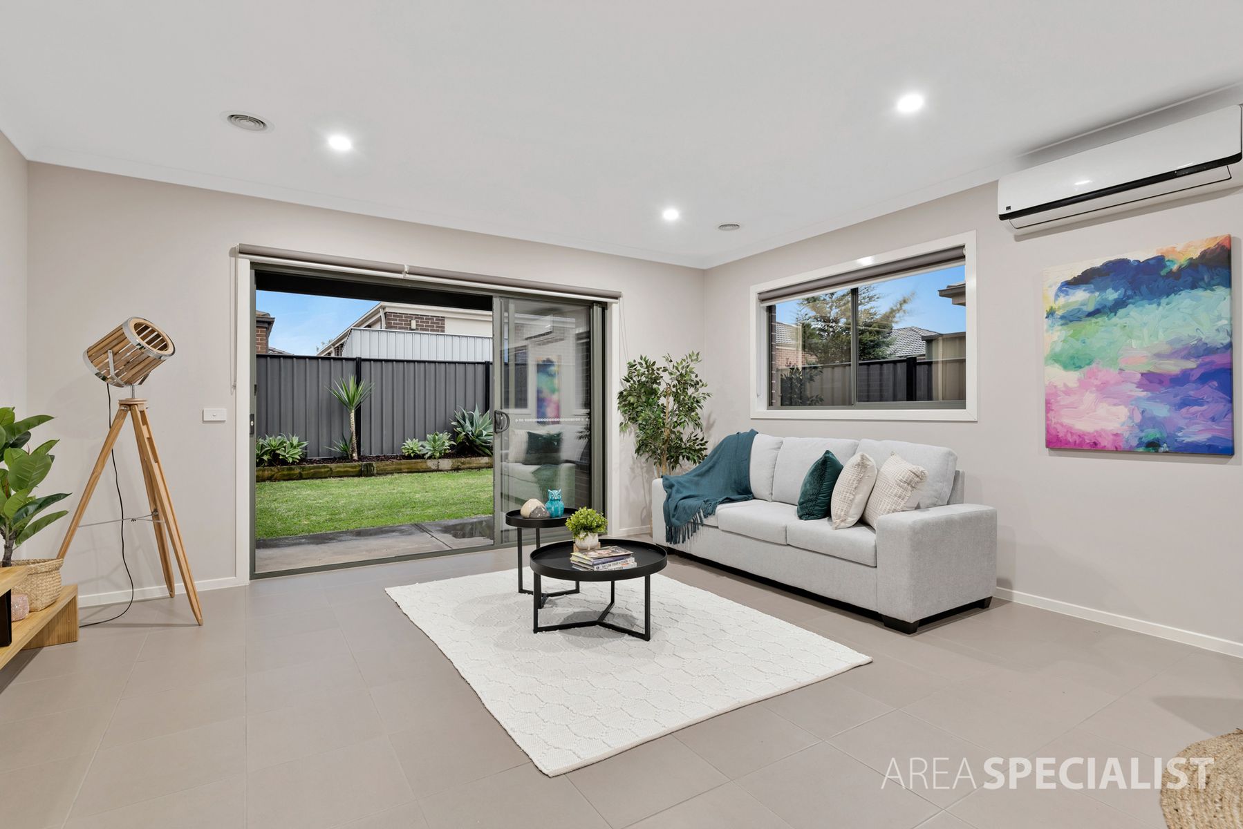 5 Paso Grove, Clyde North, VIC 3978, Clyde North - Thumbnail 2