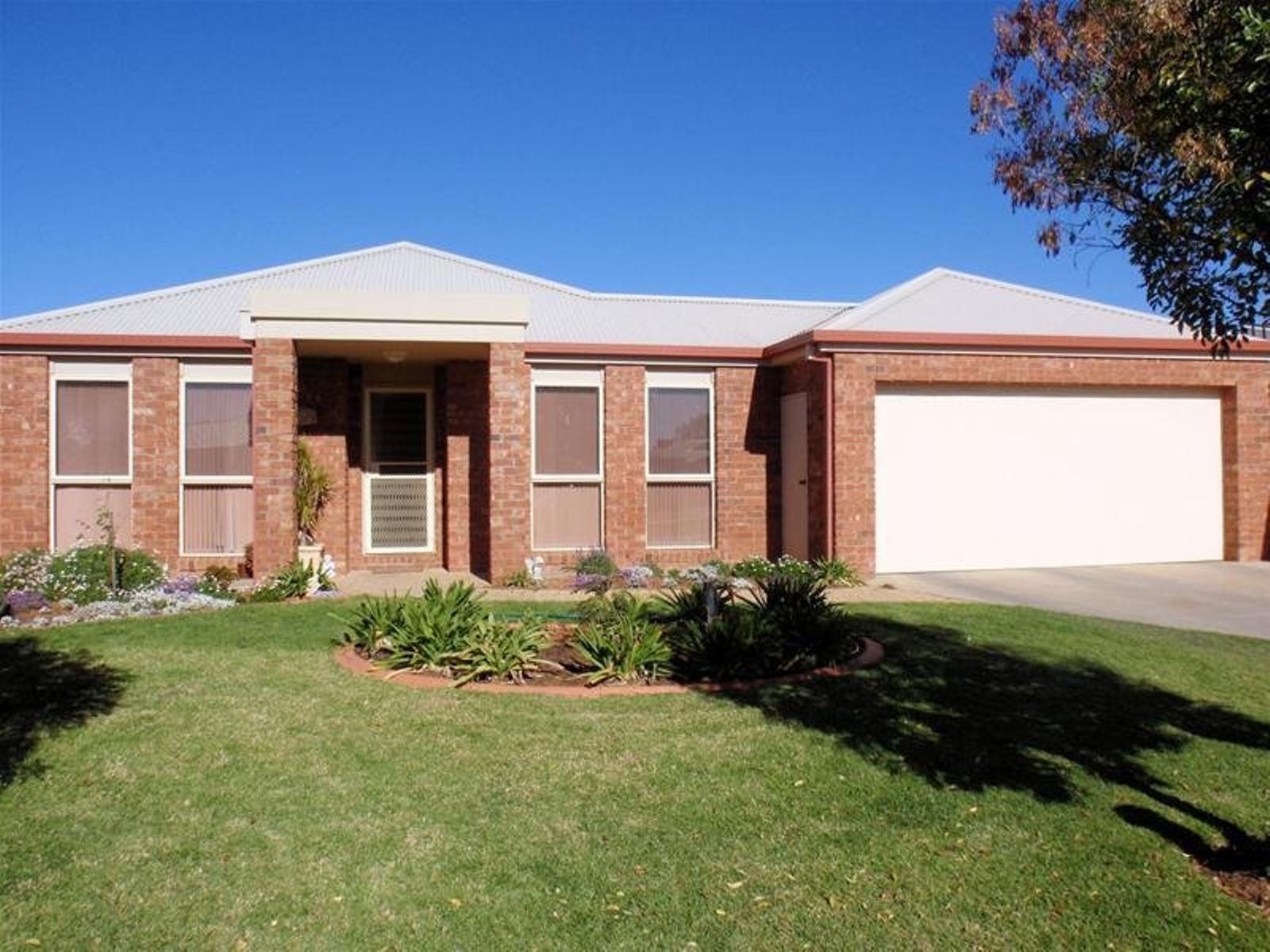 20 Sirius Court, Mildura - Image 1
