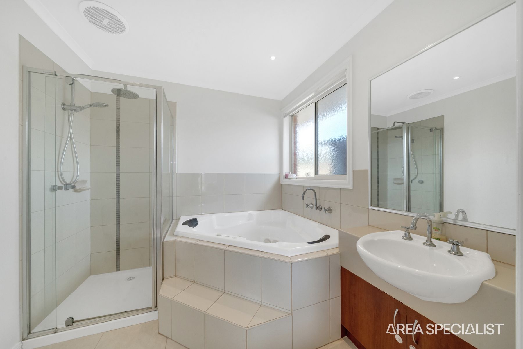 16 Sugar Berry Rise, Harkness, VIC 3337, Harkness - Thumbnail 6