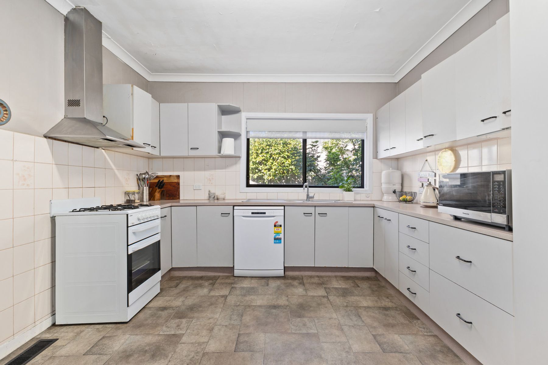 12 Grubb Avenue, Traralgon VIC 3844, Traralgon - Thumbnail 3
