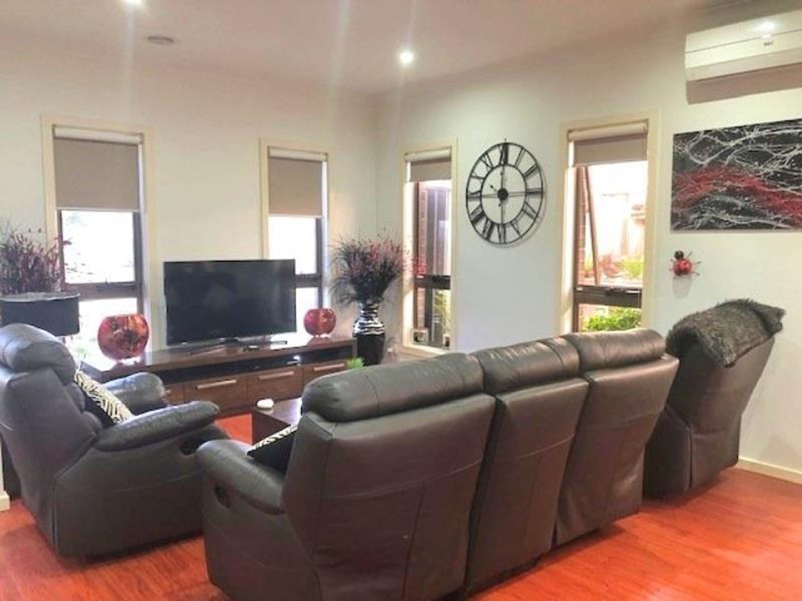 8 Cromarty Circuit, Bacchus Marsh VIC 3340, Bacchus Marsh - Thumbnail 2