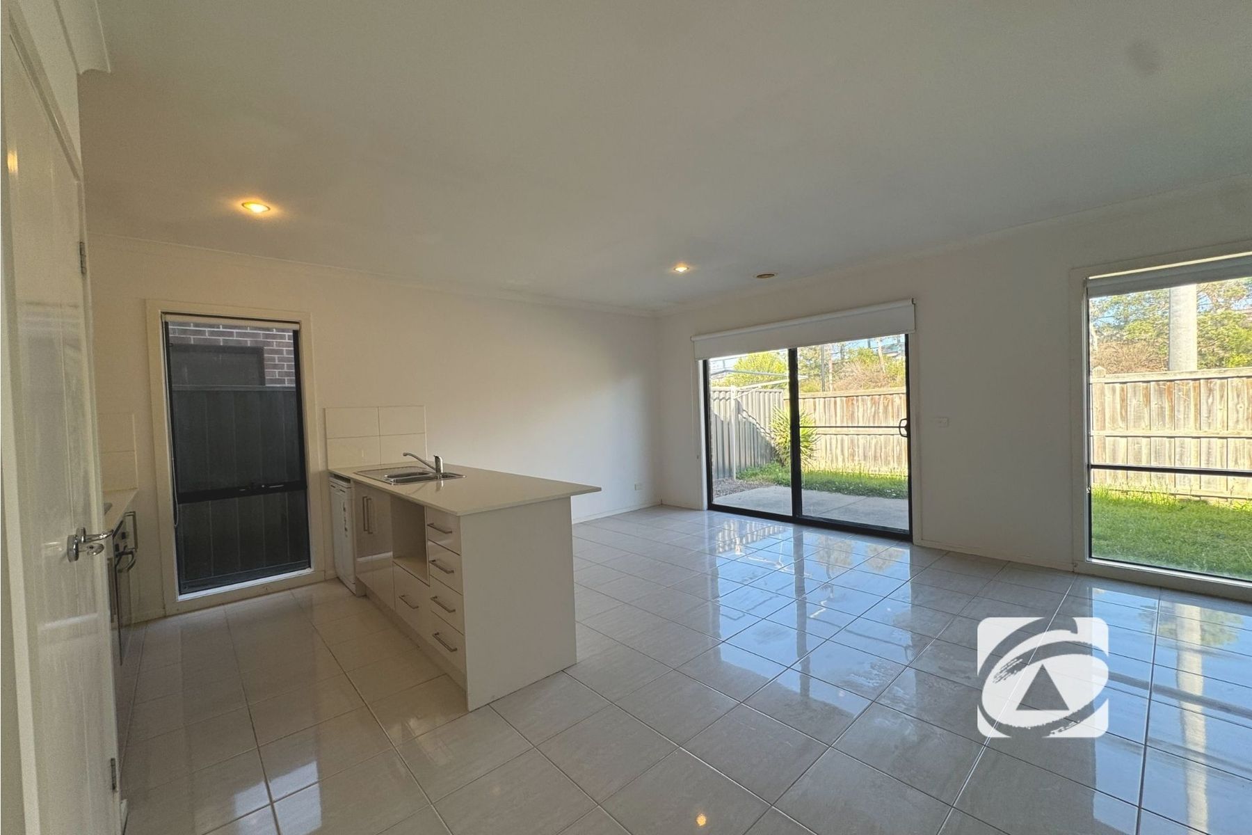 12 Fitzroy Street, Pakenham VIC 3810, Pakenham - Thumbnail 3