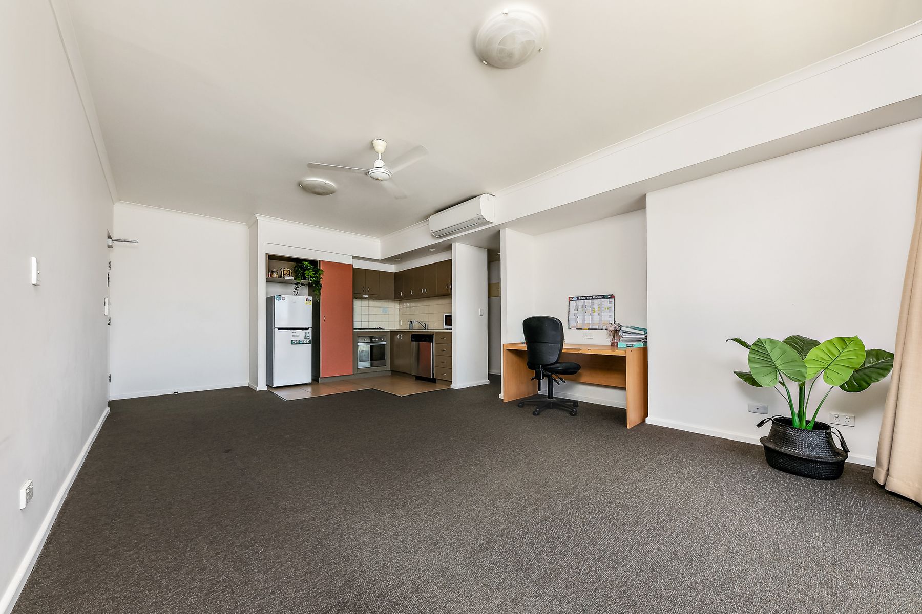 3046/55 Cavenagh Street, Darwin City NT 0800, Darwin City - Thumbnail 4