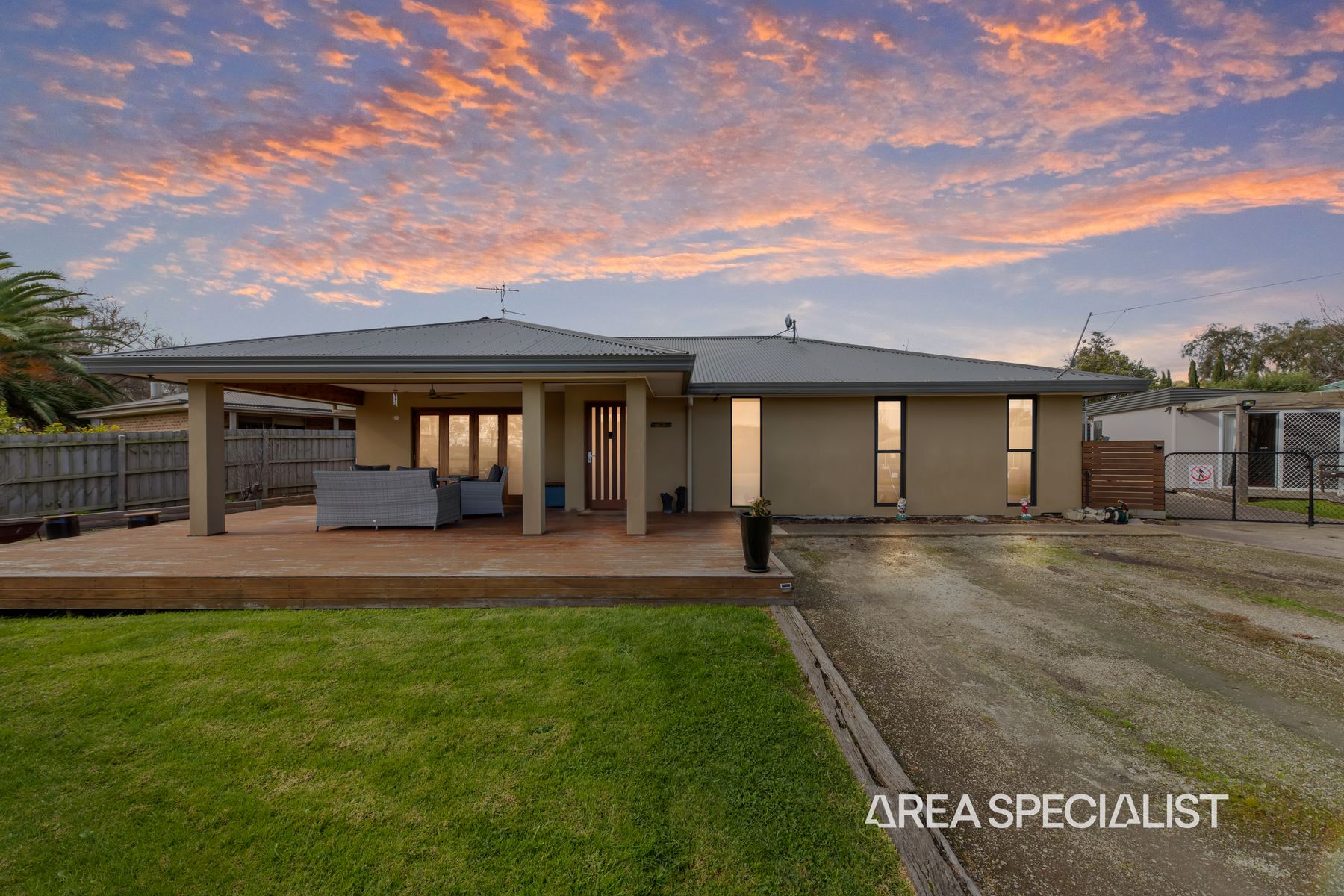 10 Beazley Road, Cardinia, VIC 3978, Cardinia - Thumbnail 2