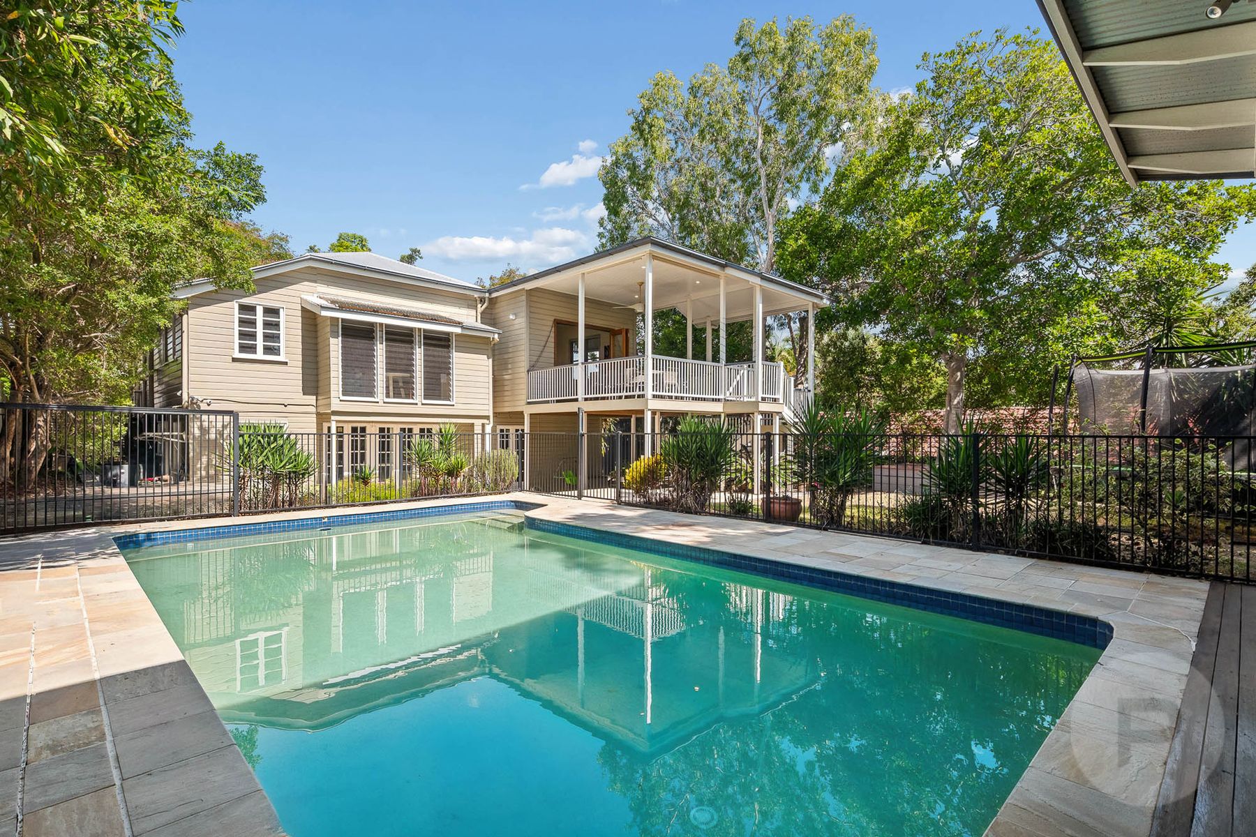 25 Lovekin Street