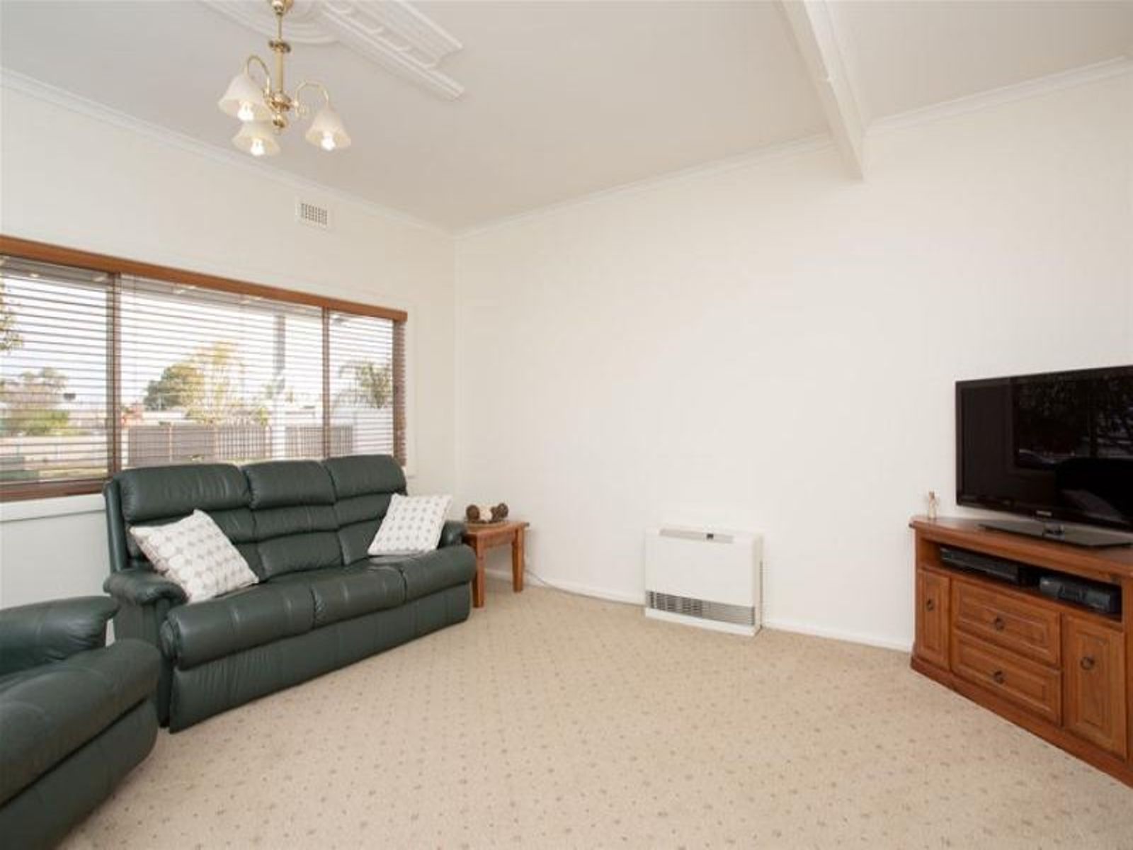 1 St Neots Court, Mildura - Thumbnail 2