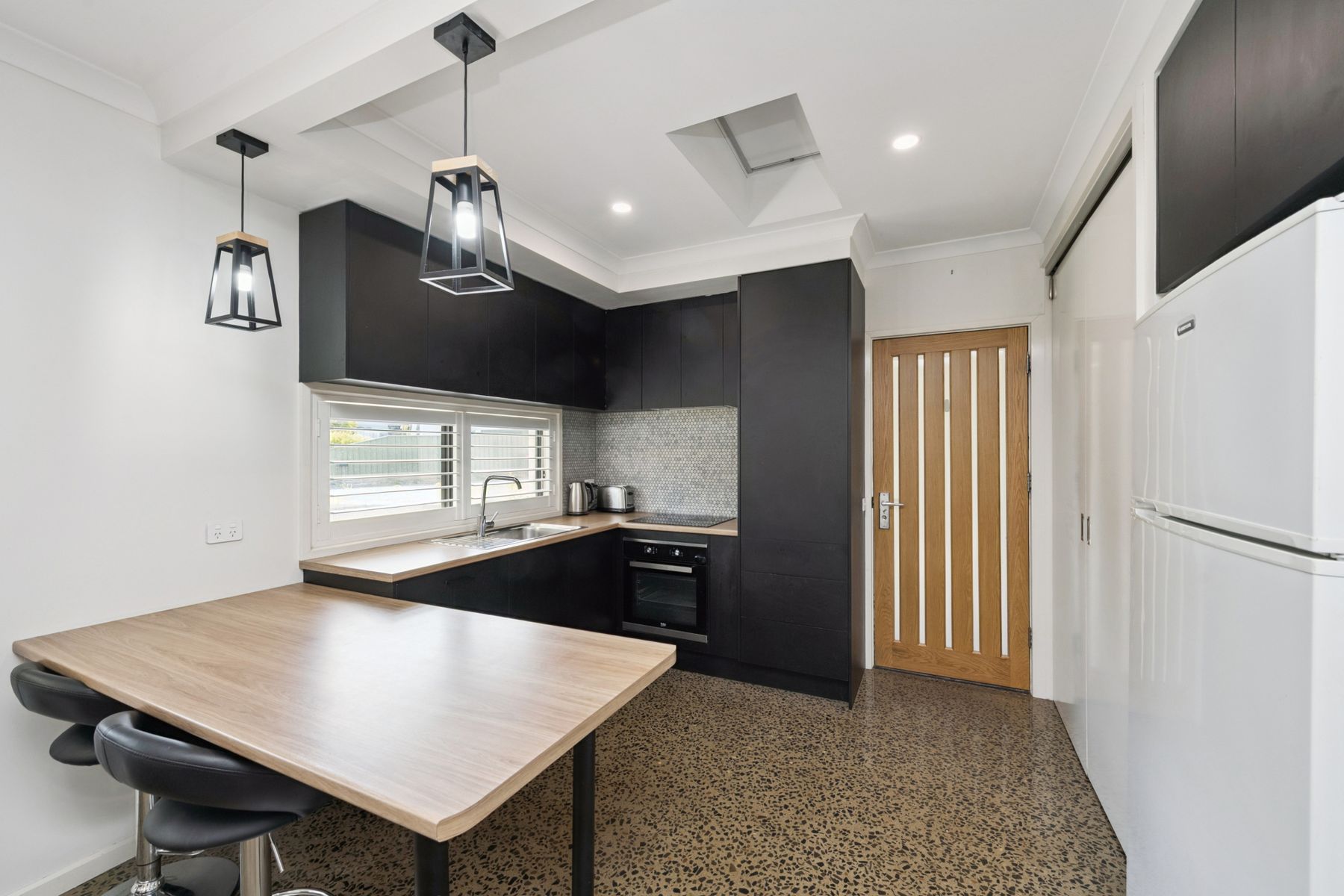 1/9 Sutton Court, East Bendigo VIC 3550, East Bendigo - Thumbnail 2