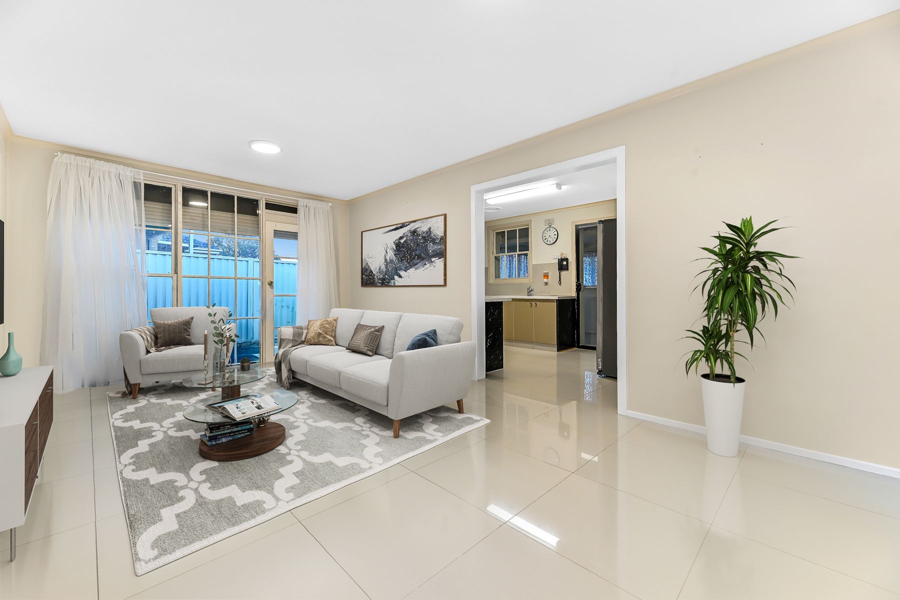 2/8, Noble Park - Thumbnail 4