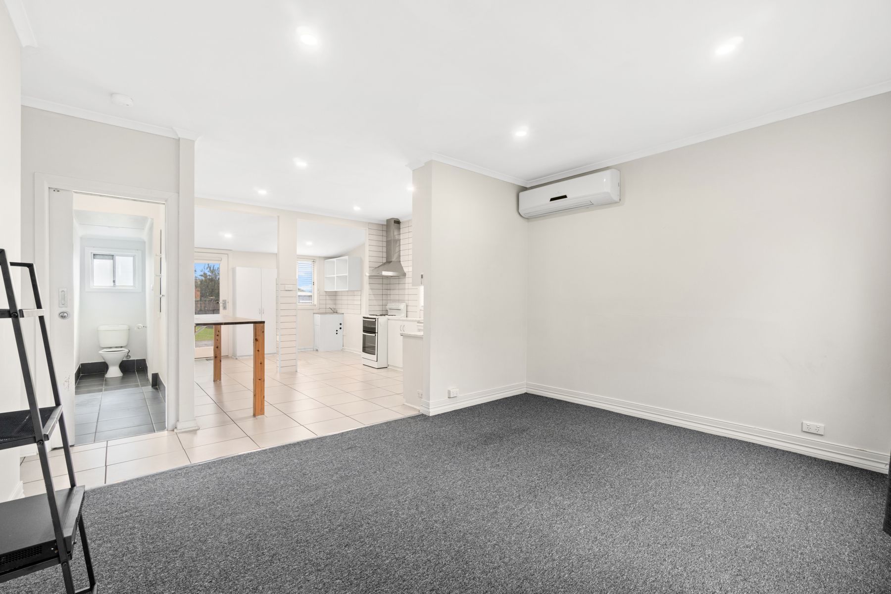 2 Johnson Crescent, Traralgon VIC 3844, Traralgon - Thumbnail 5