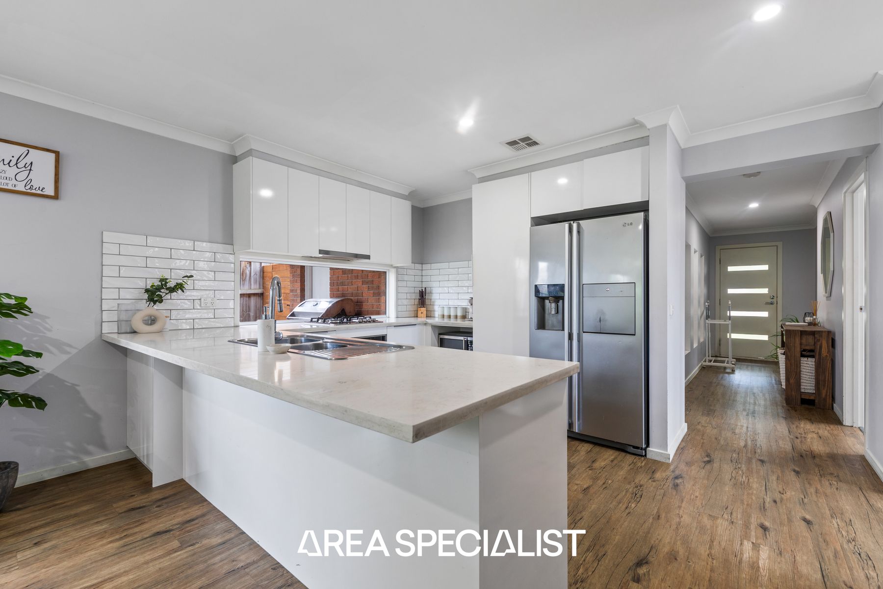 3 Wedgewood Drive, Pakenham, VIC 3810, Pakenham - Thumbnail 3