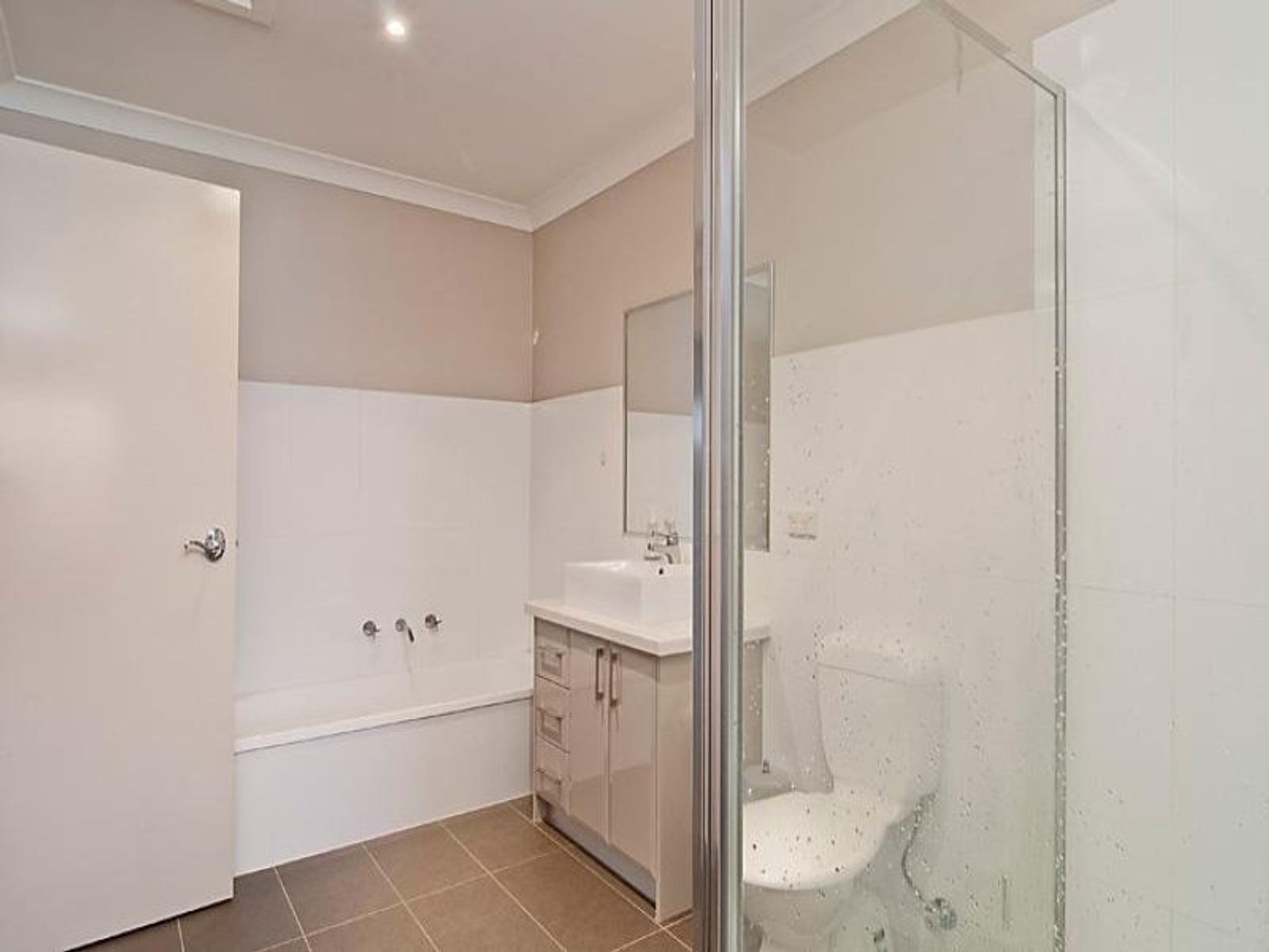 36 Newton Street, Kensington - Thumbnail 6