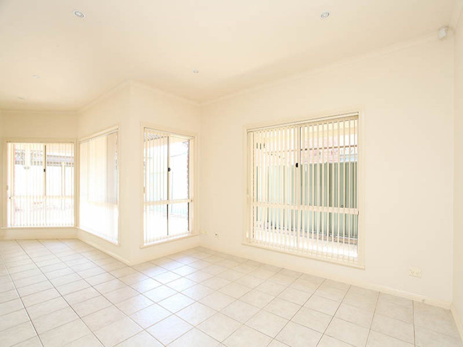 24 Peppercorn Circuit, Mawson Lakes, SA 5095, Mawson Lakes - Thumbnail 8