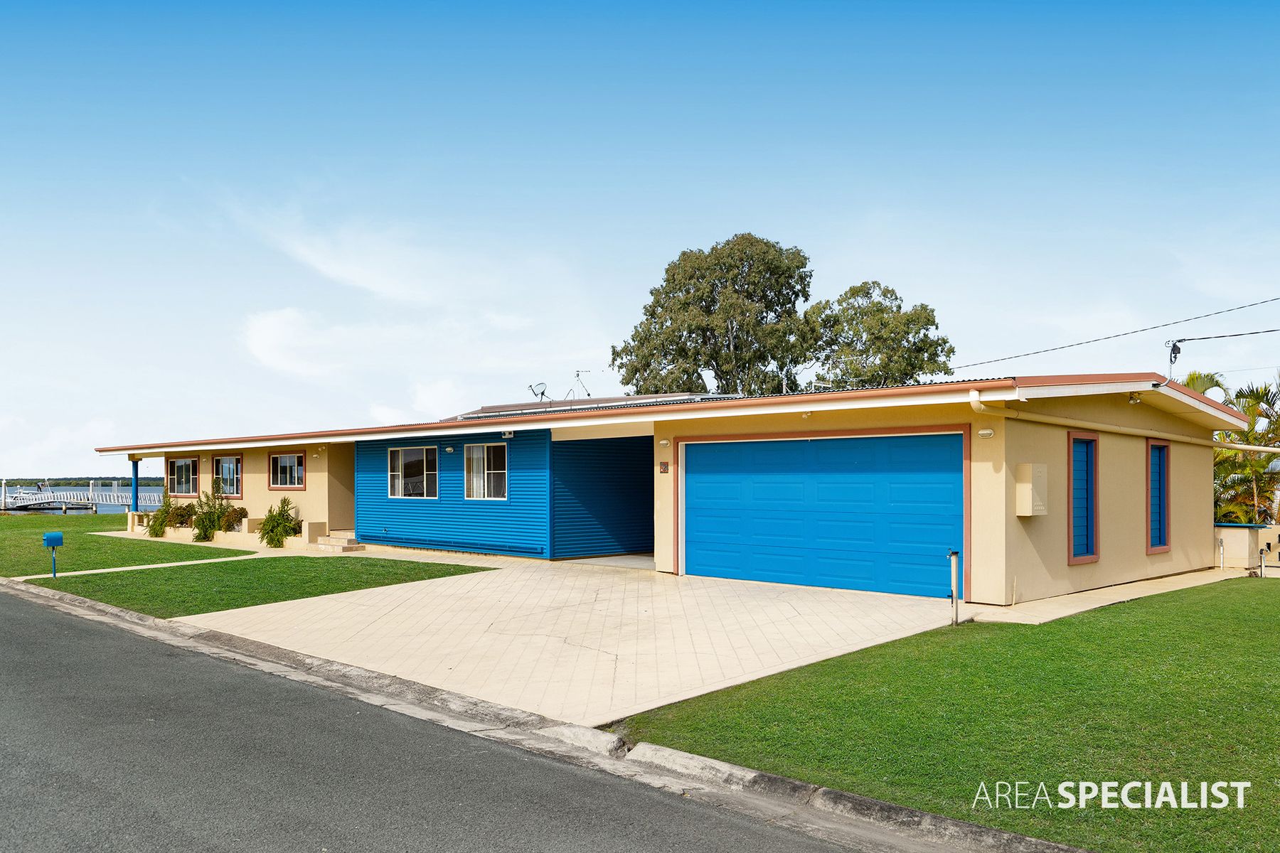 24 Warana Avenue, Steiglitz, QLD 4207, Steiglitz - Thumbnail 2