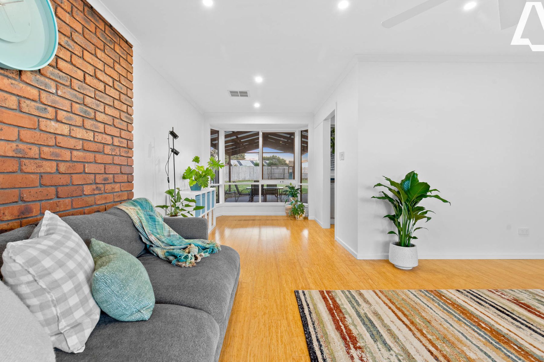 32 Dorchester Crescent, Carrum Downs, VIC 3201, Carrum Downs - Thumbnail 4
