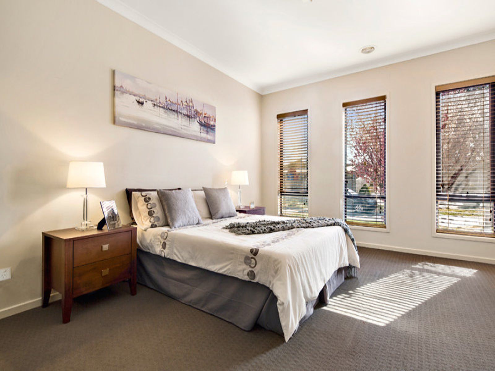 58 Urban Drive, Williams Landing - Thumbnail 6