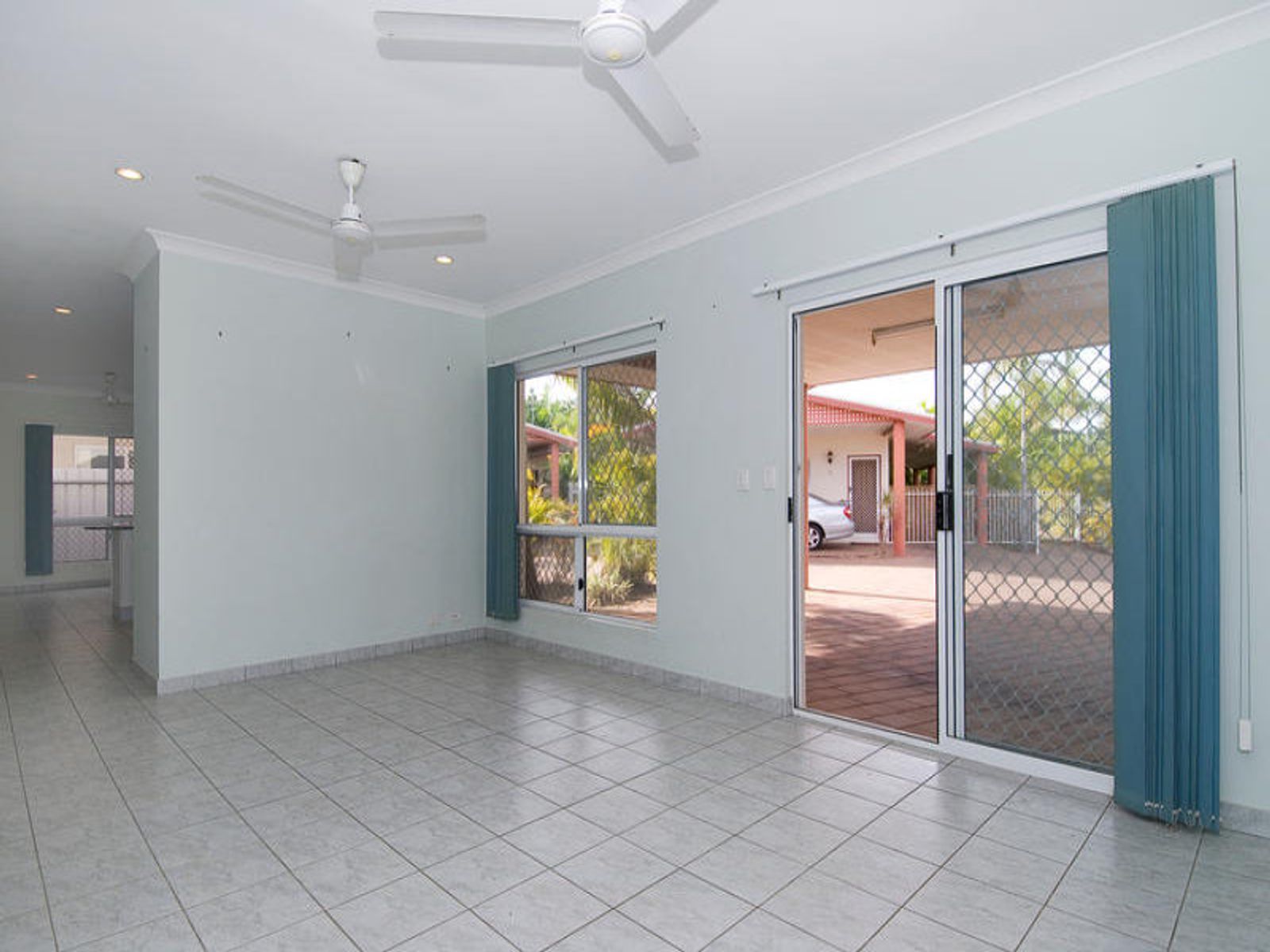 2/1 Excelsa Court, Rosebery NT 0832, Rosebery - Thumbnail 4
