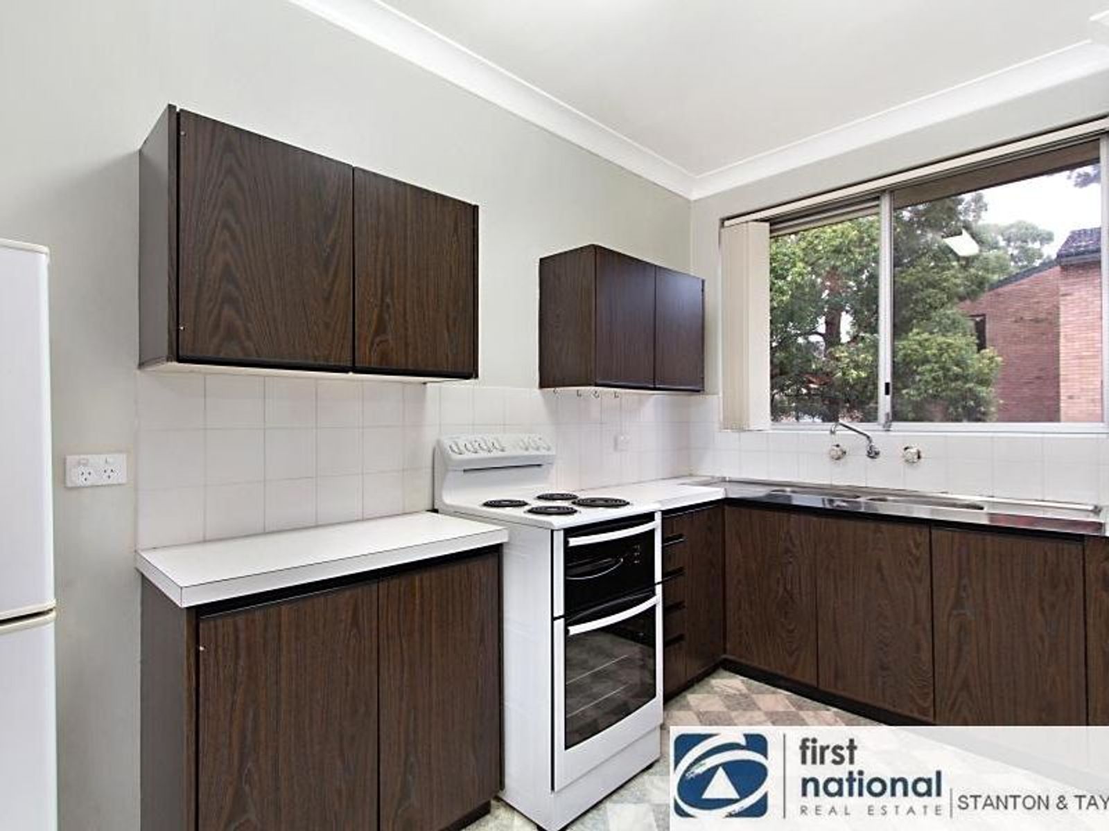 11/4-6 Dent Street, Jamisontown - Thumbnail 2
