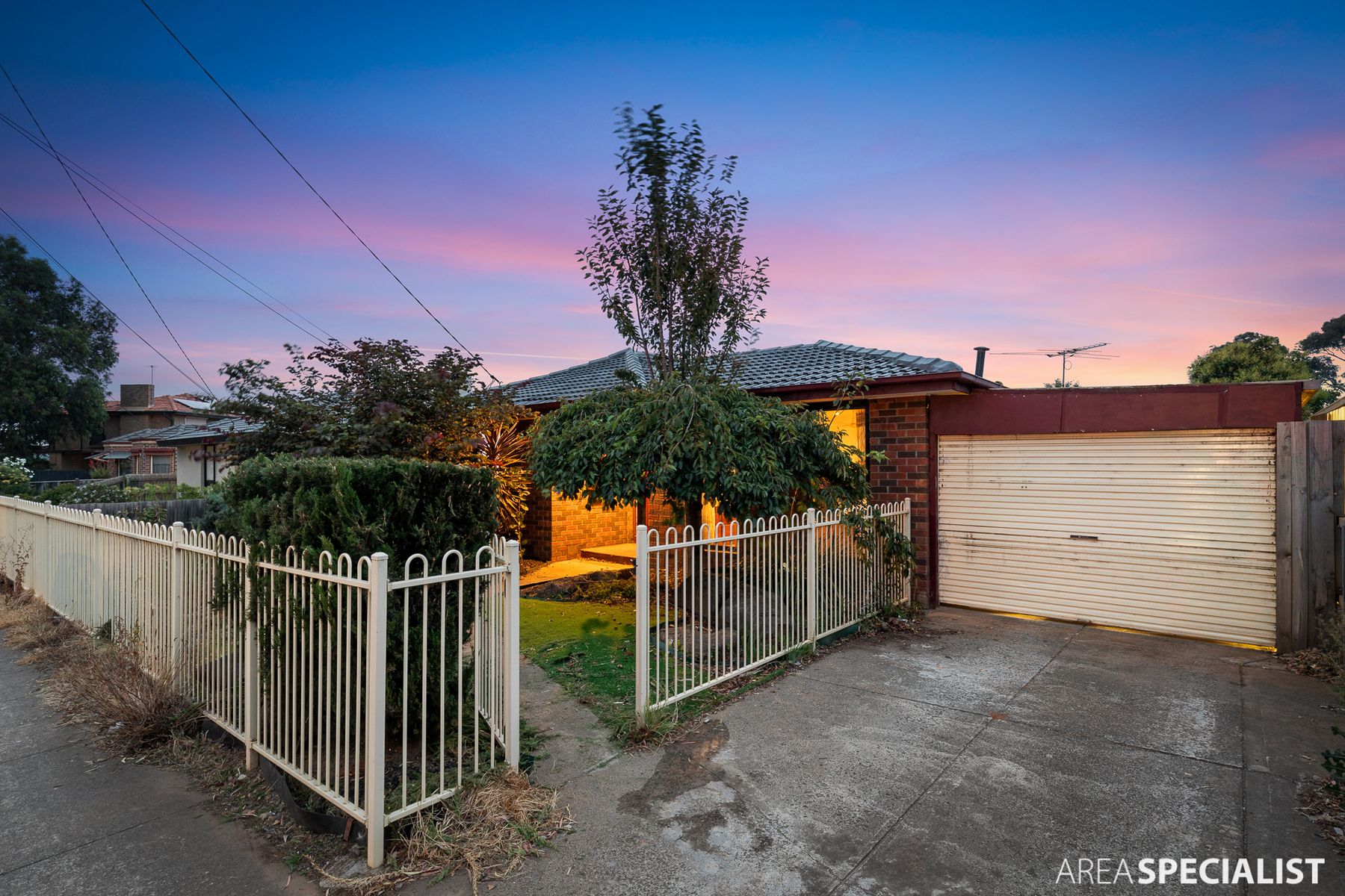 42 Russell Street, Werribee, VIC 3030, Werribee - Thumbnail 3