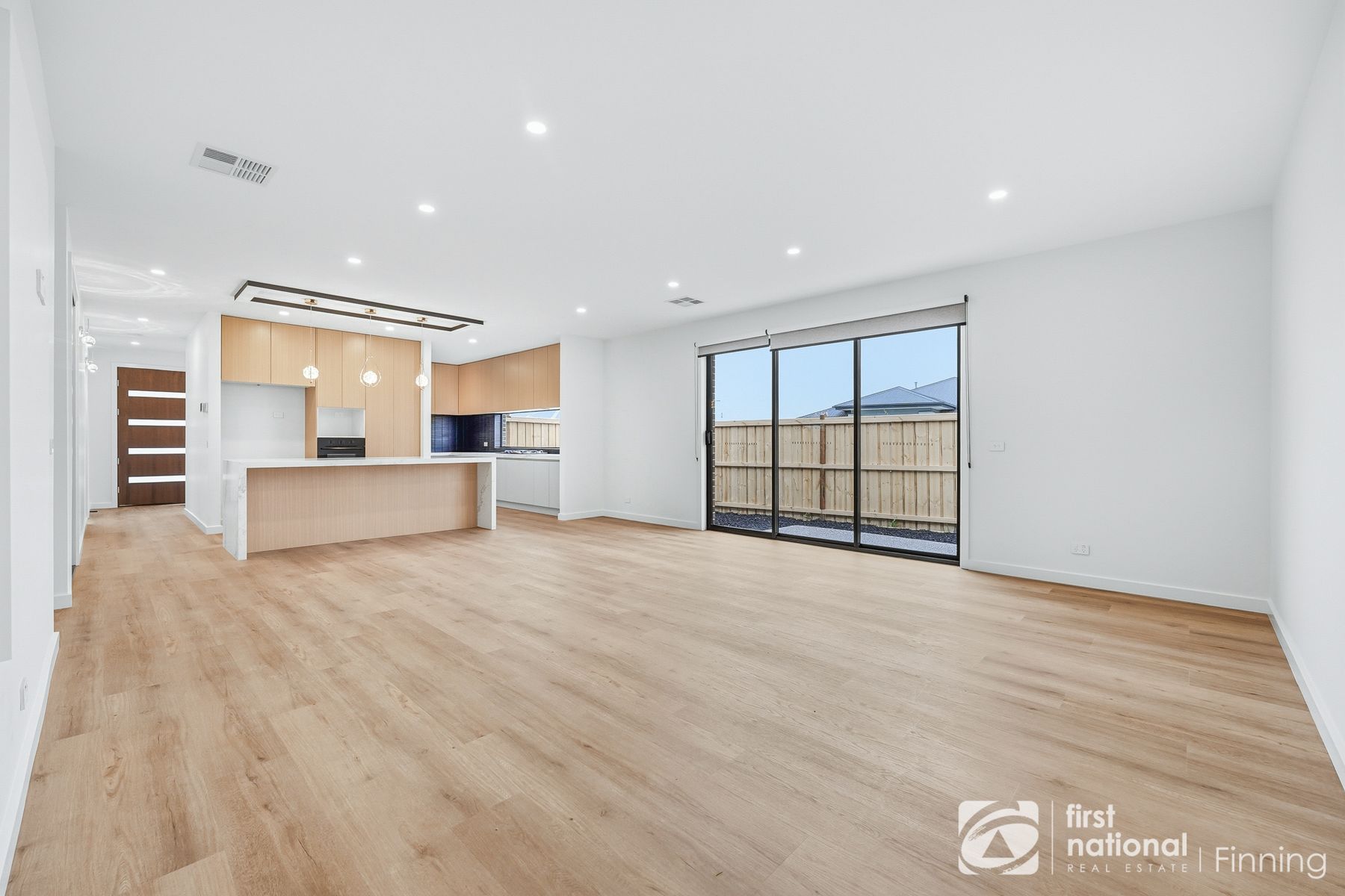 10 Abiku Road, Cranbourne South VIC 3977, Cranbourne South - Thumbnail 5