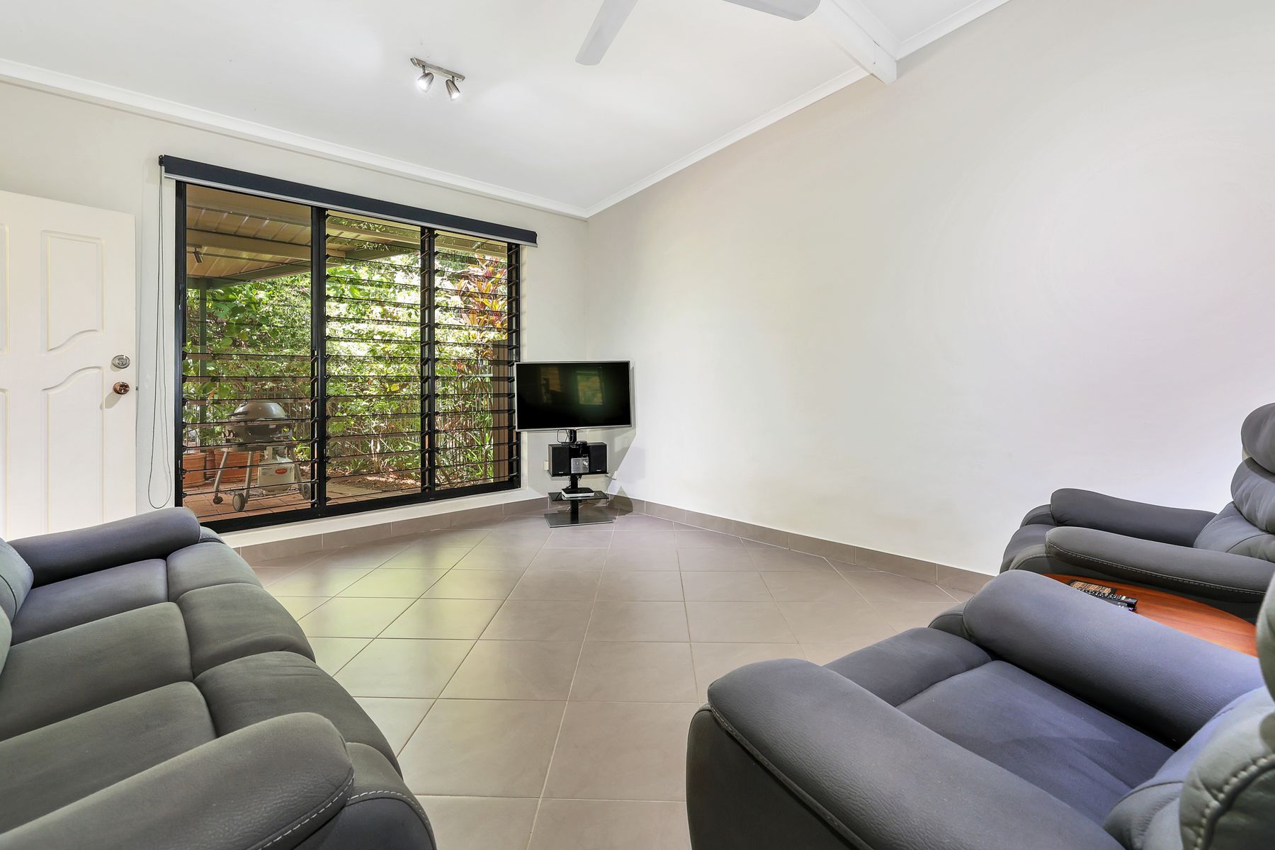 2/7 Musgrave Crescent, Coconut Grove NT 0810, Coconut Grove - Thumbnail 8