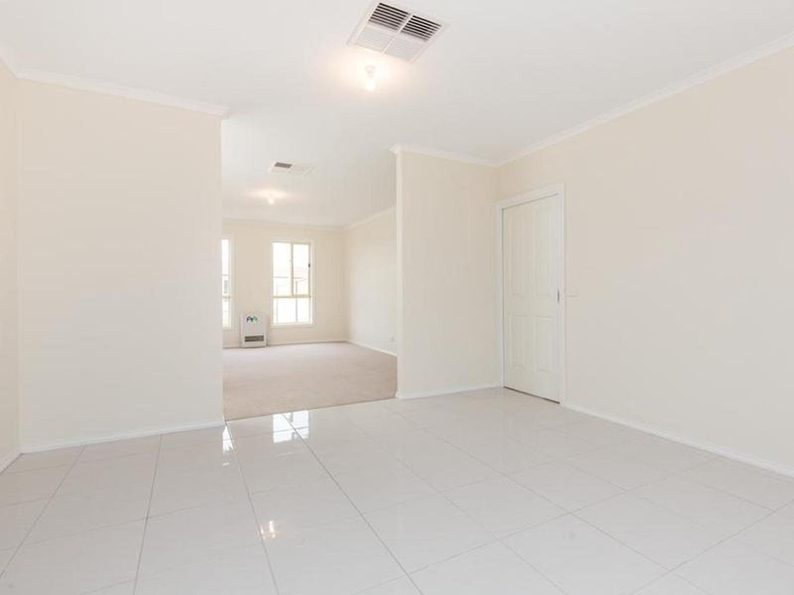 21 Chardonnay Drive, Mildura - Thumbnail 3