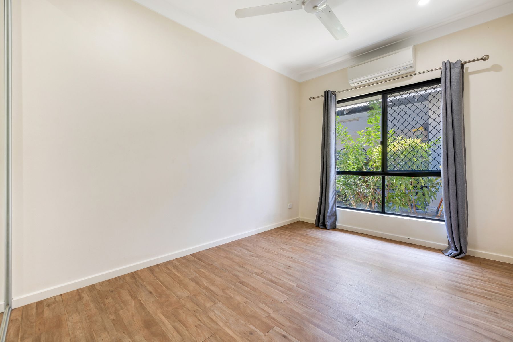 16 Paperbark Crescent, Zuccoli NT 0832, Zuccoli - Thumbnail 8