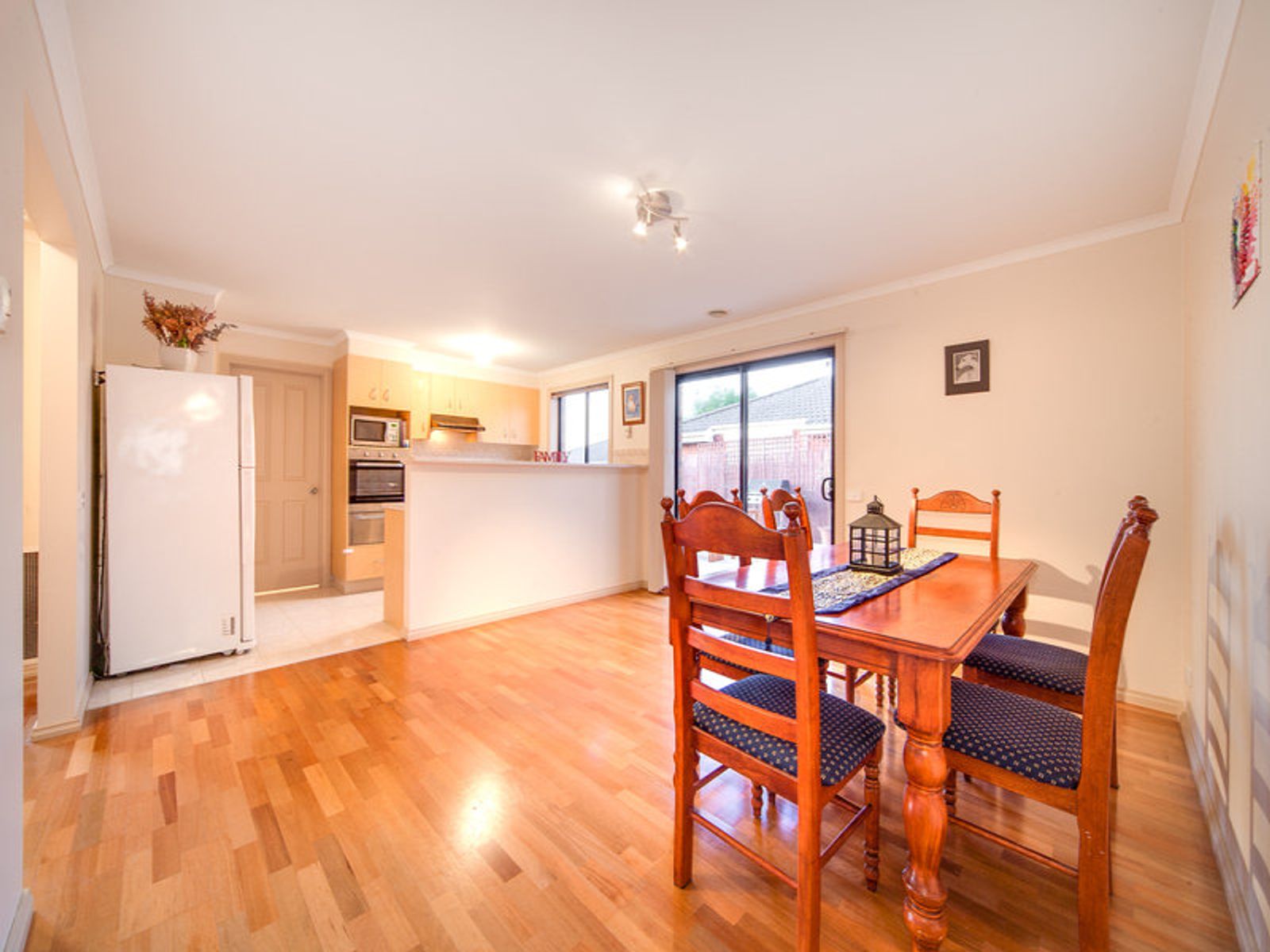 47 Dartmoor Drive, Cranbourne East, VIC 3977, Cranbourne East - Thumbnail 3