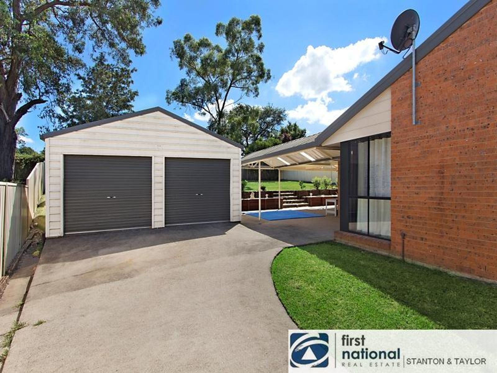 9 Hillside Circuit, Cranebrook - Thumbnail 8