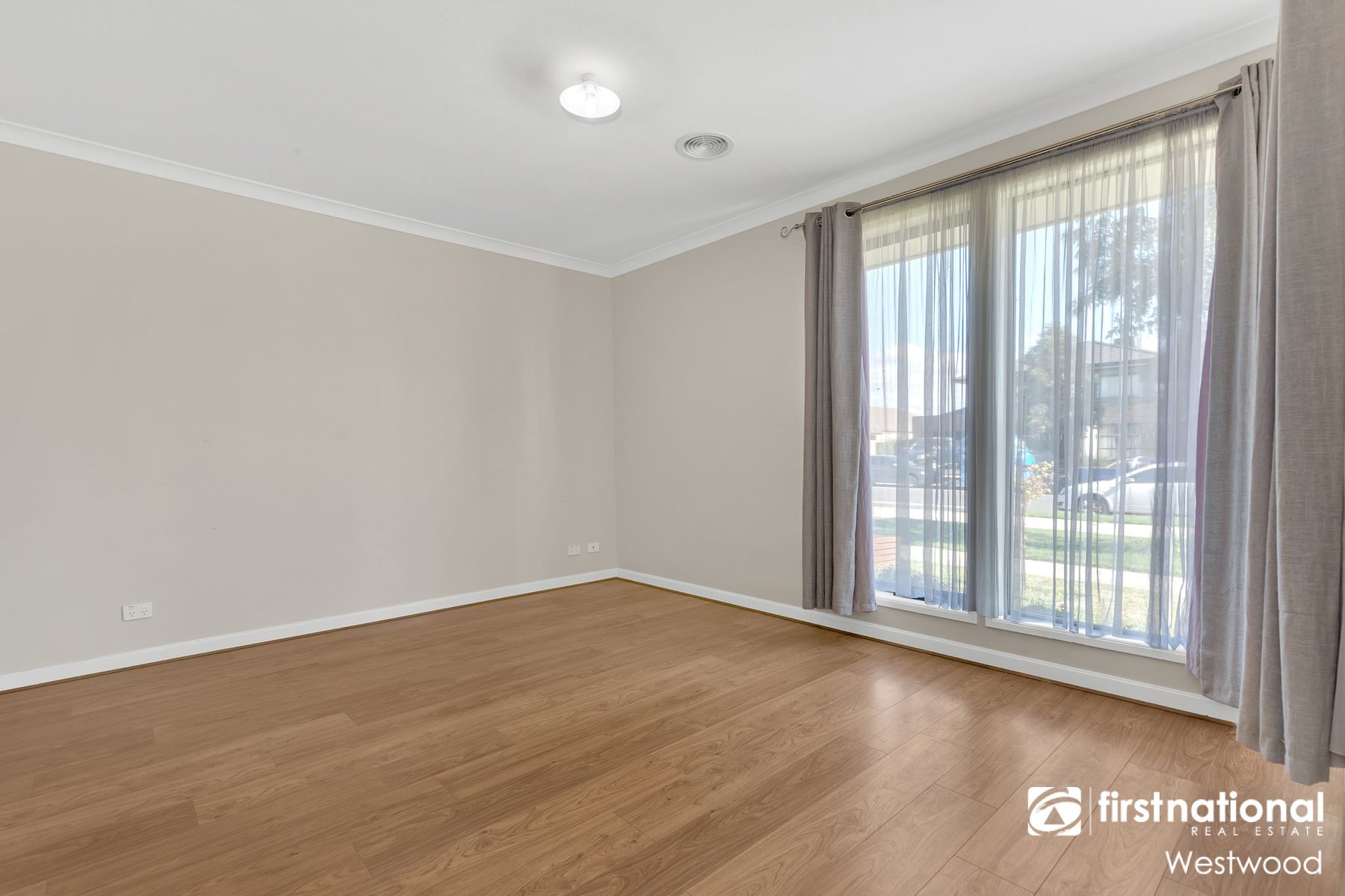 49 Shipwright Parade, Werribee VIC 3030, Werribee - Thumbnail 5