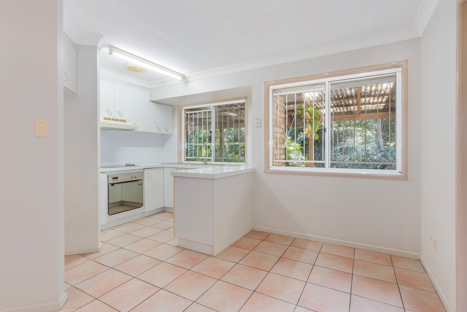 4 Portley Street, Bundamba QLD 4304, Bundamba - Thumbnail 4