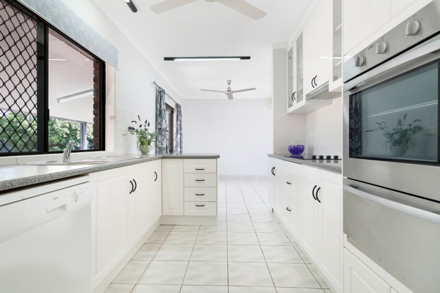 14 Vashon Street, Leanyer NT 0812, Leanyer - Thumbnail 2