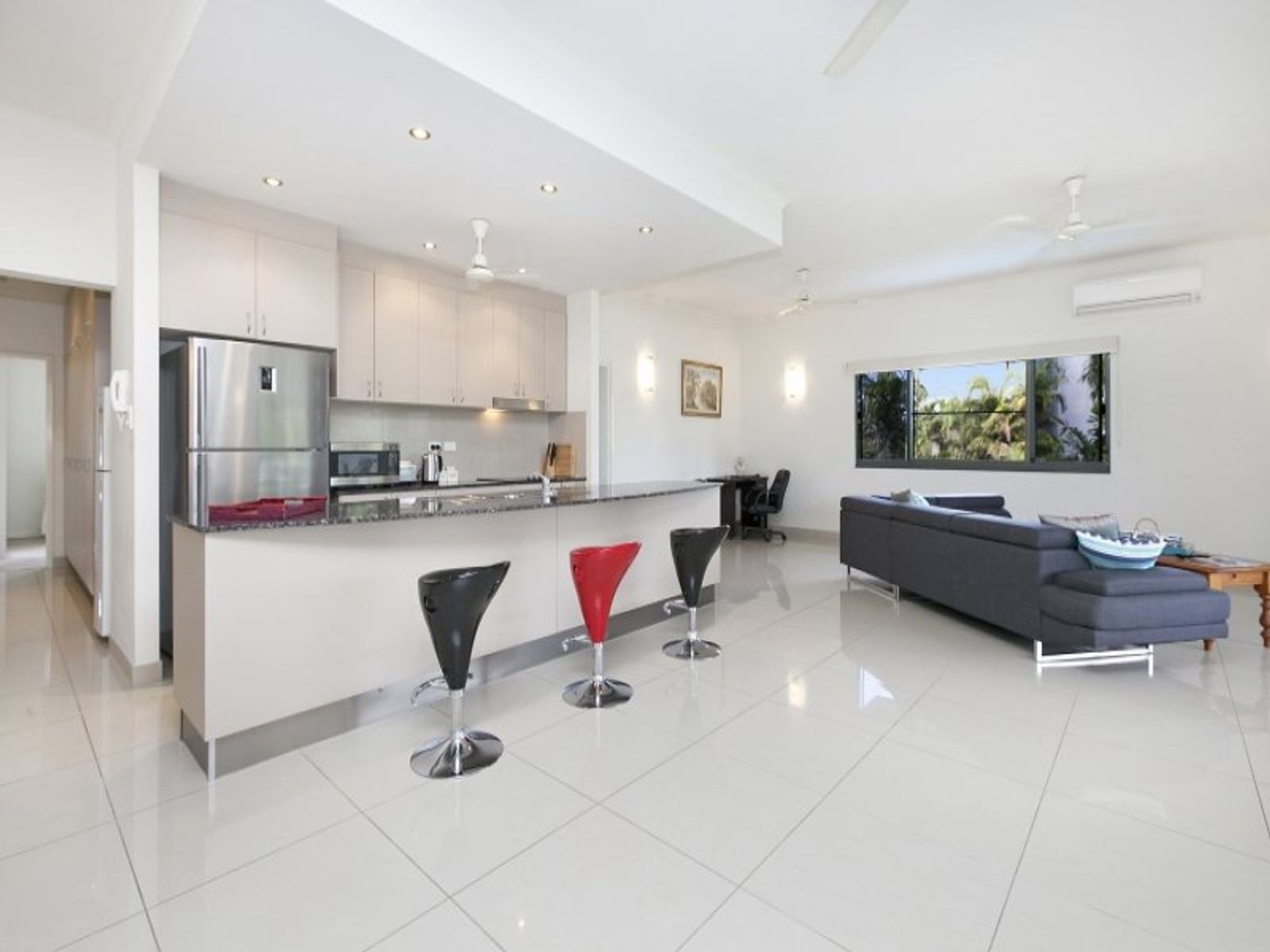 8/22 Coronation Drive, Stuart Park NT 0820, Stuart Park - Thumbnail 2