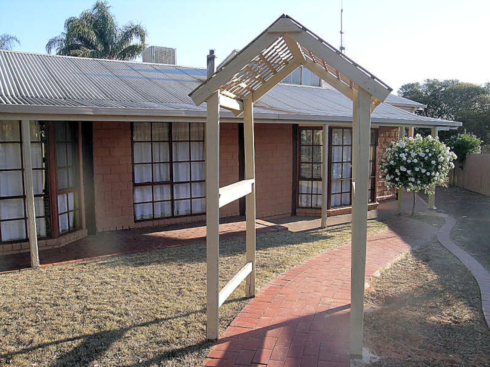 299 Tenth Street, Mildura - Thumbnail 4