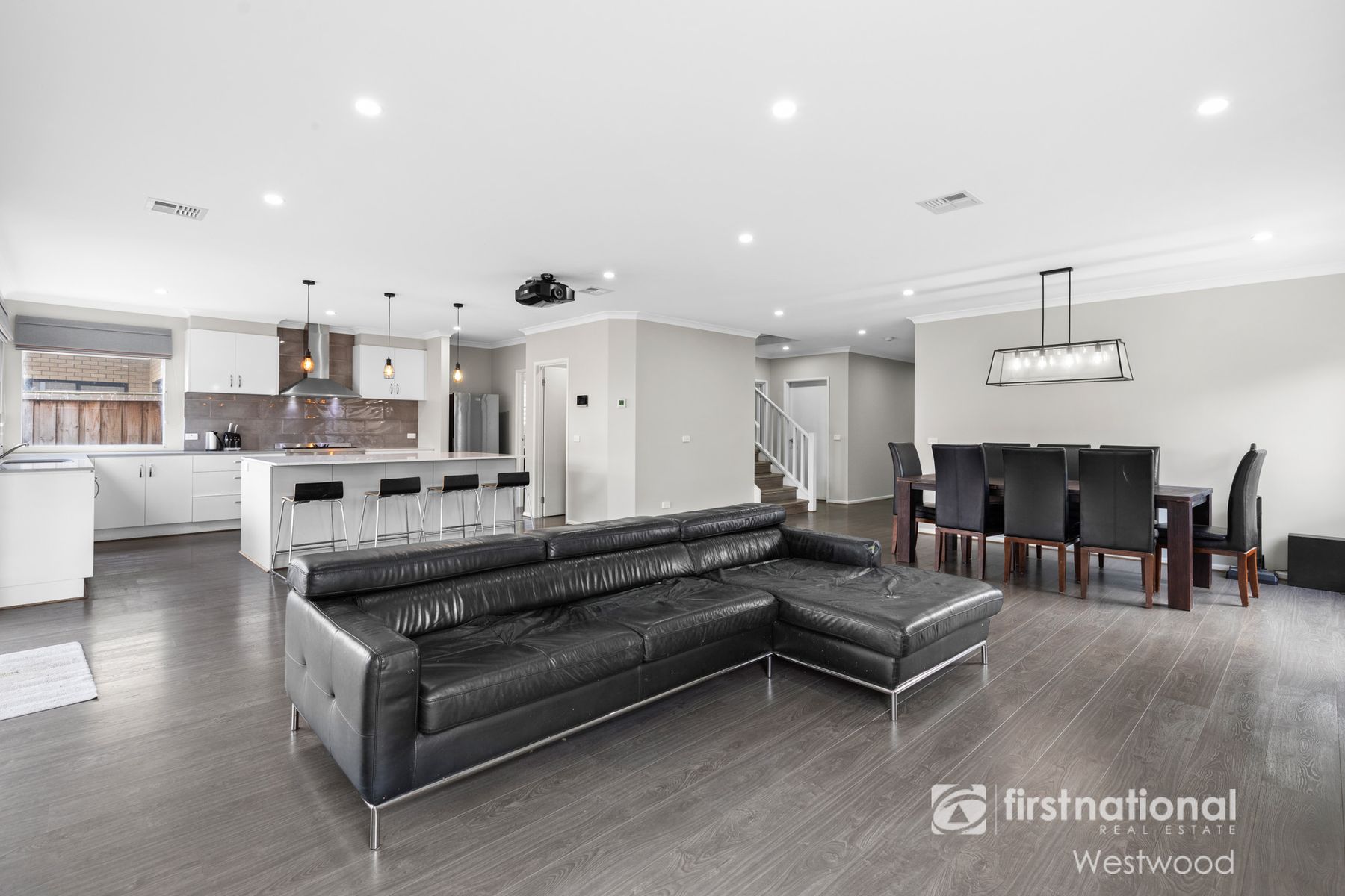WEB 05 29 Jindalee