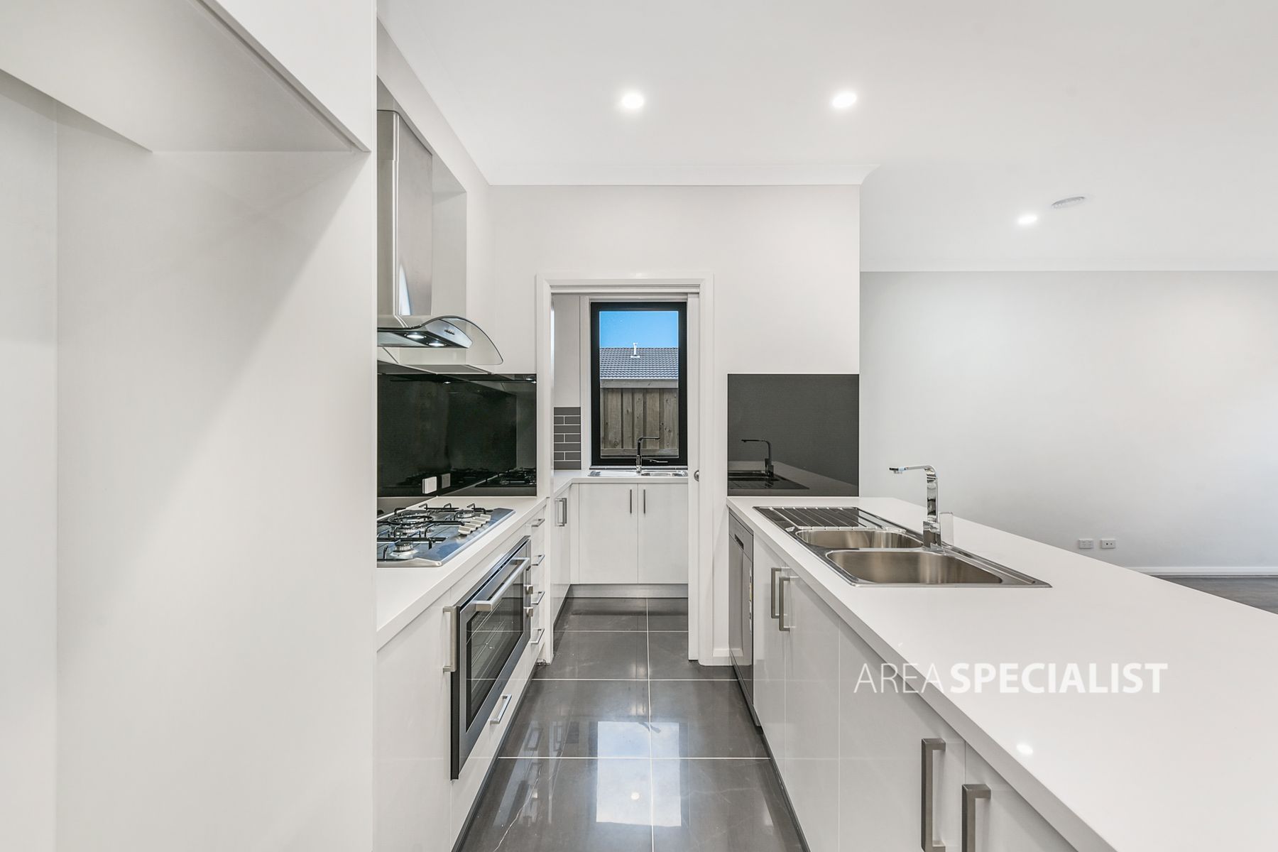 22 Stature Avenue, Clyde North, VIC 3978, Clyde North - Thumbnail 5