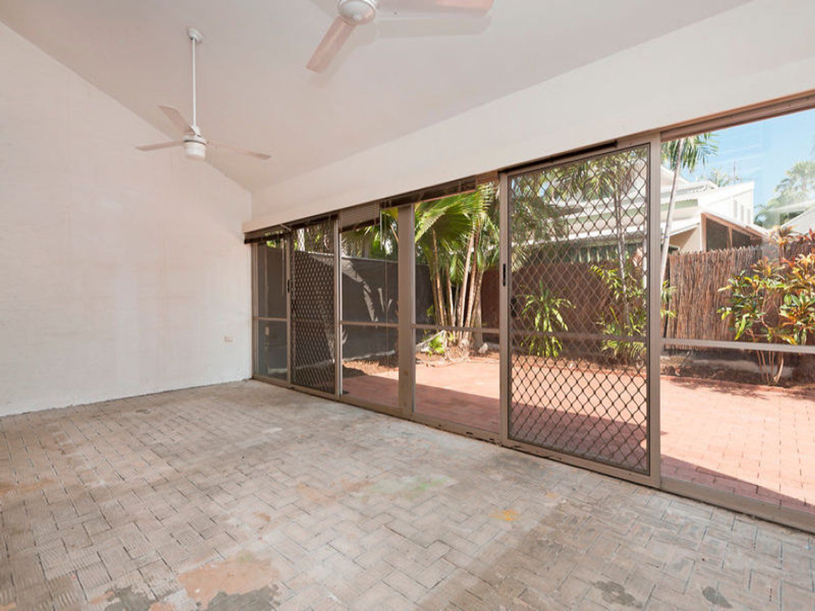 1/9 Bambra Crescent, Larrakeyah NT 0820, Larrakeyah - Thumbnail 2