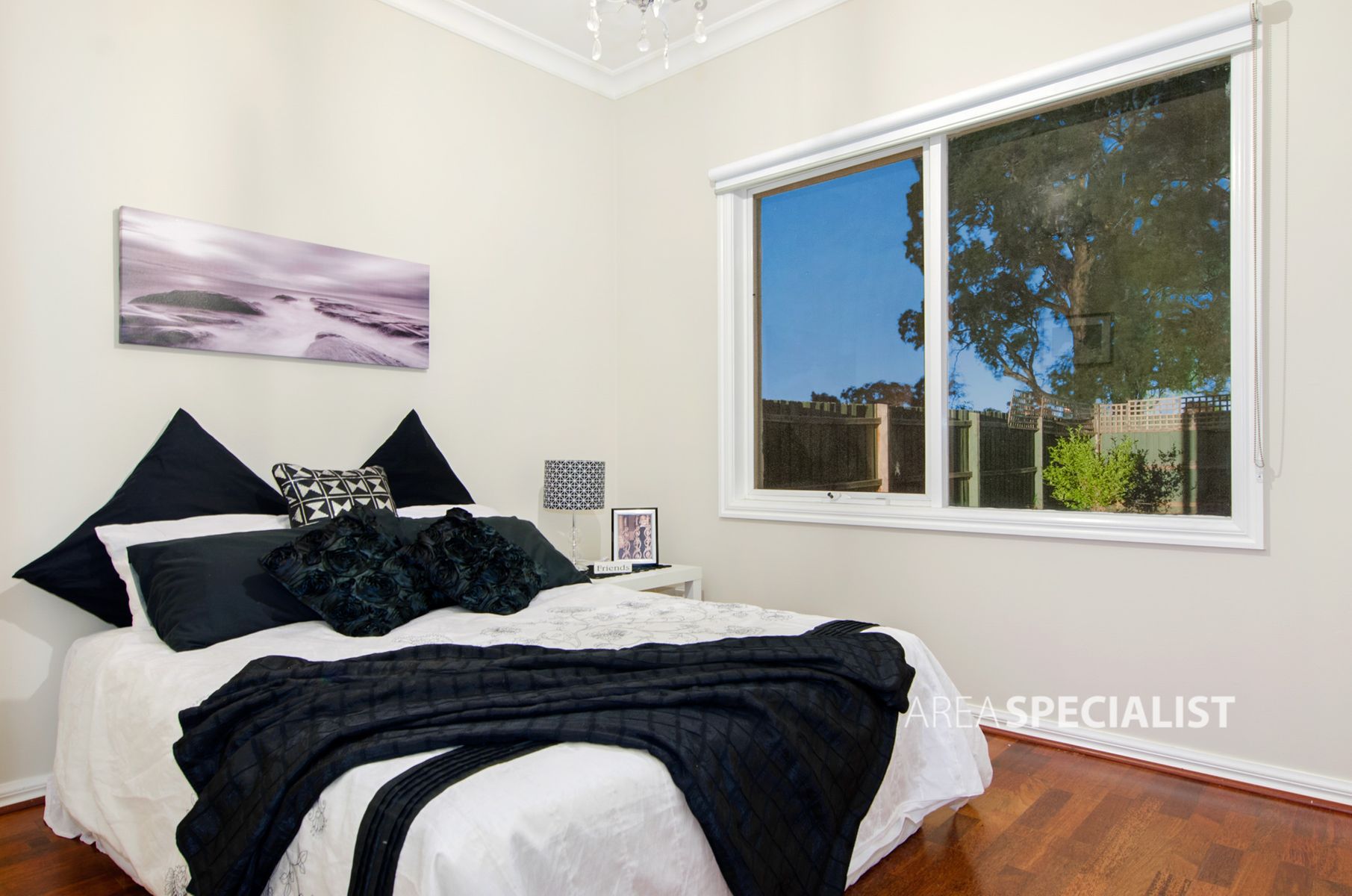 8 Cilento Cres 6