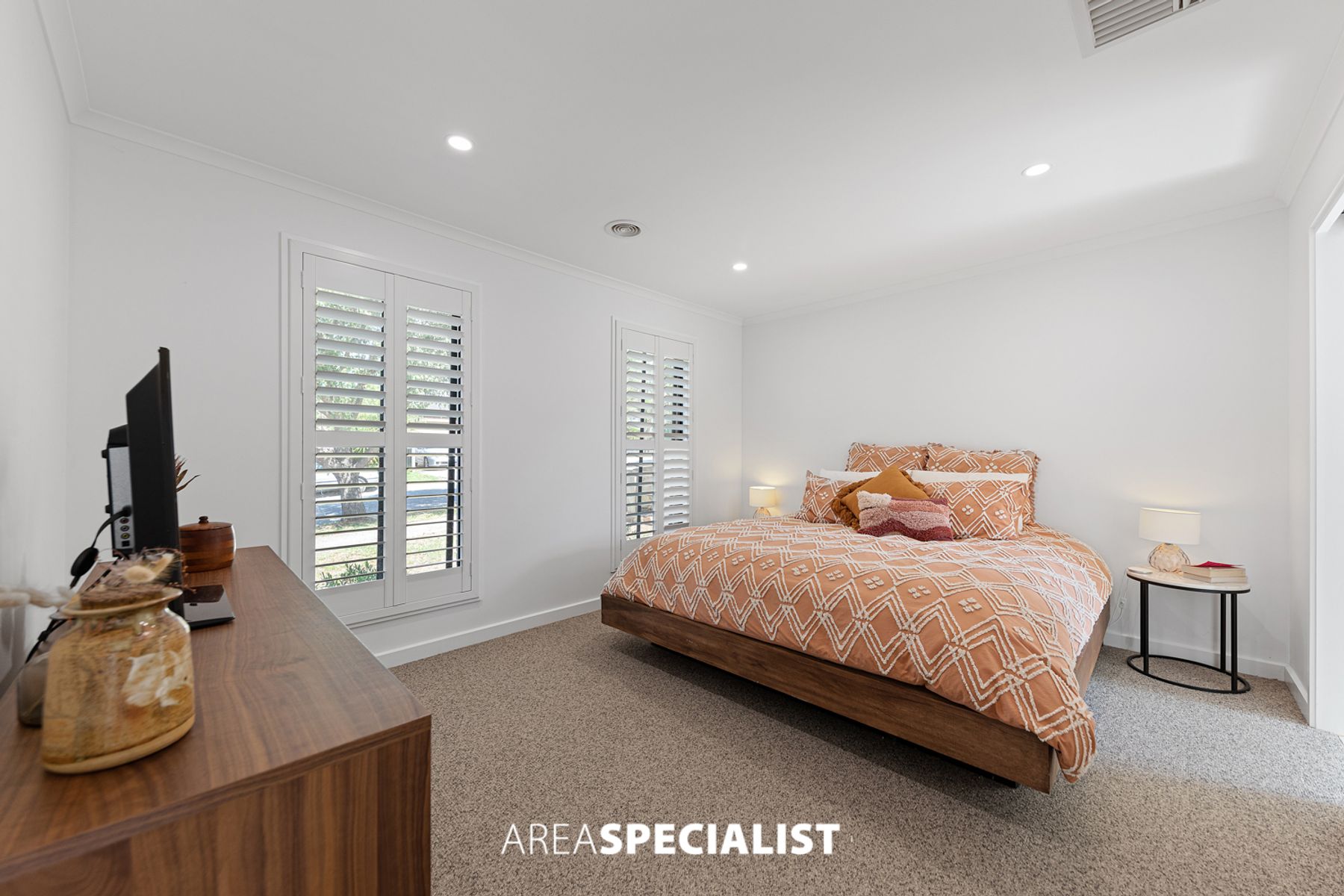 5 Gorham Street, Pakenham, VIC 3810, Pakenham - Thumbnail 4