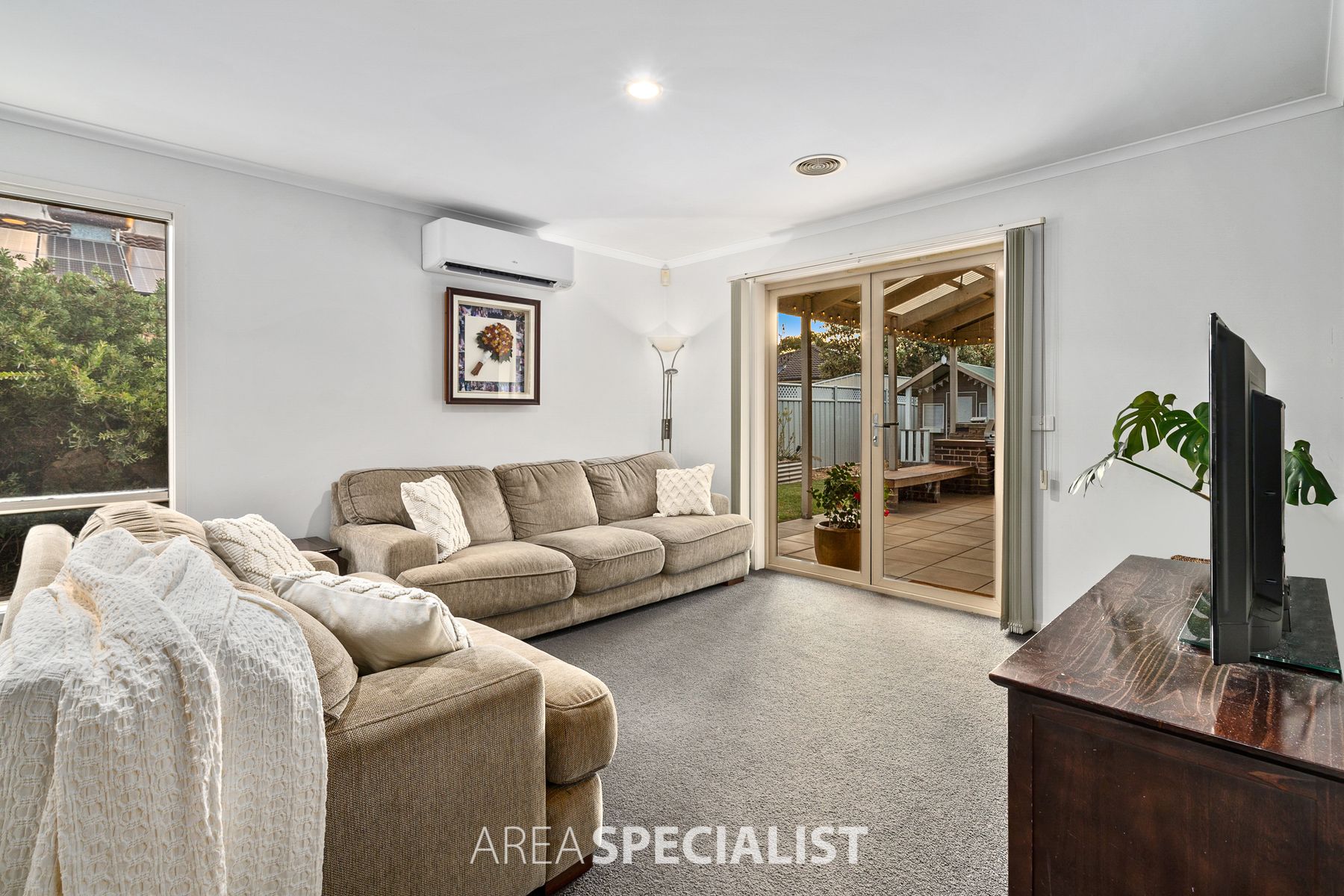 4 Hateley Heath, Cranbourne East, VIC 3977, Cranbourne East - Thumbnail 4