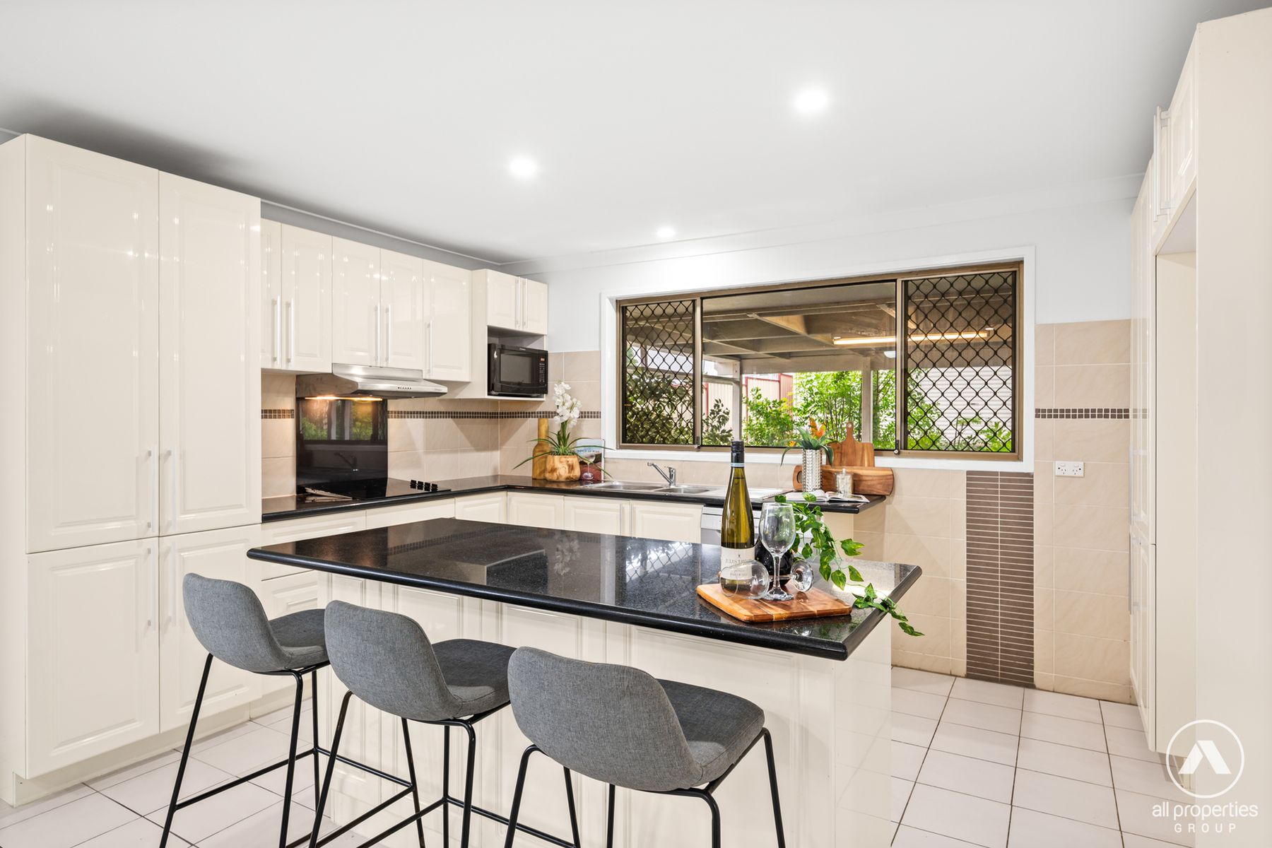 12 Letitia Street, Regents Park QLD 4118, Regents Park - Thumbnail 3