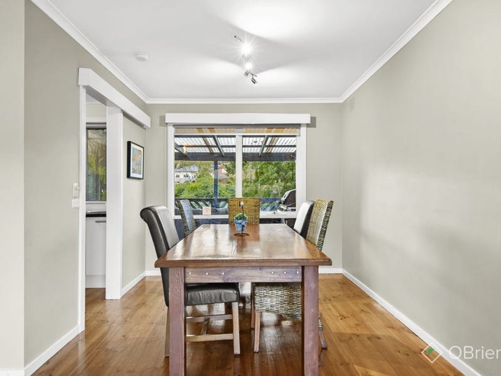 51 Sydney Parkinson Avenue, Endeavour Hills, VIC 3802, Endeavour Hills - Thumbnail 4