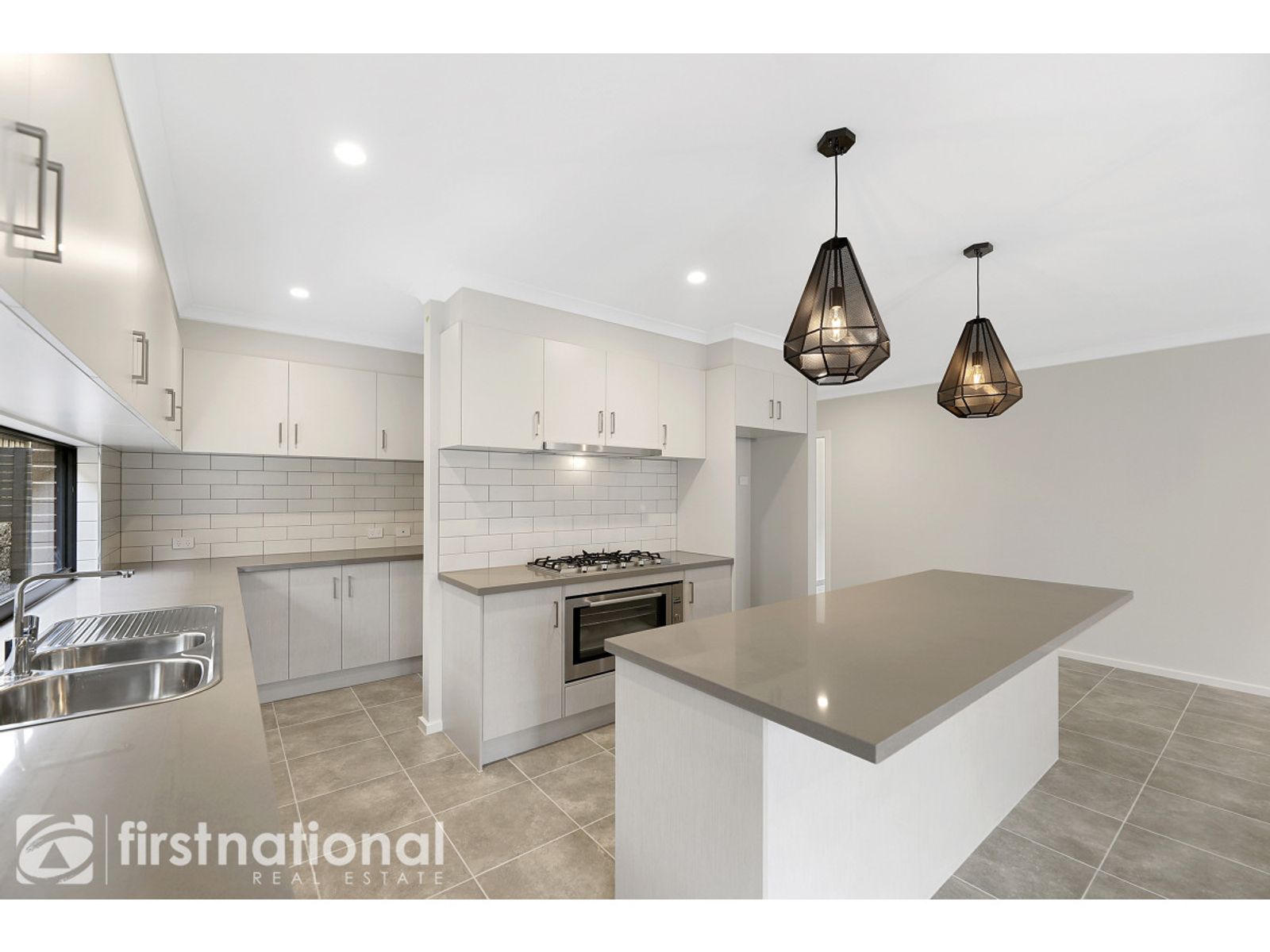 4 Wattleglade Avenue, Warragul, VIC 3820, Warragul - Thumbnail 4