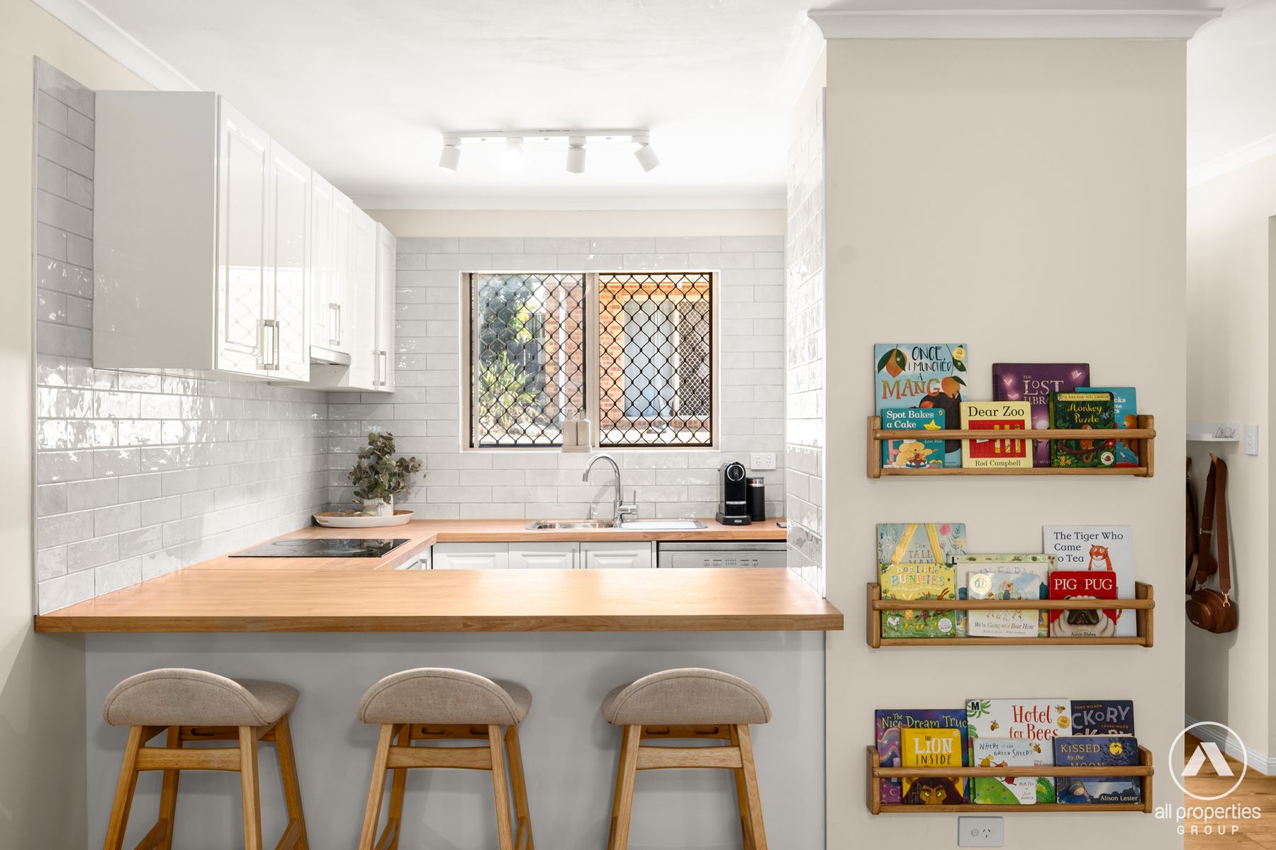6/6 PENDLEBURY COURT, Edens Landing QLD 4207, Edens Landing - Thumbnail 4