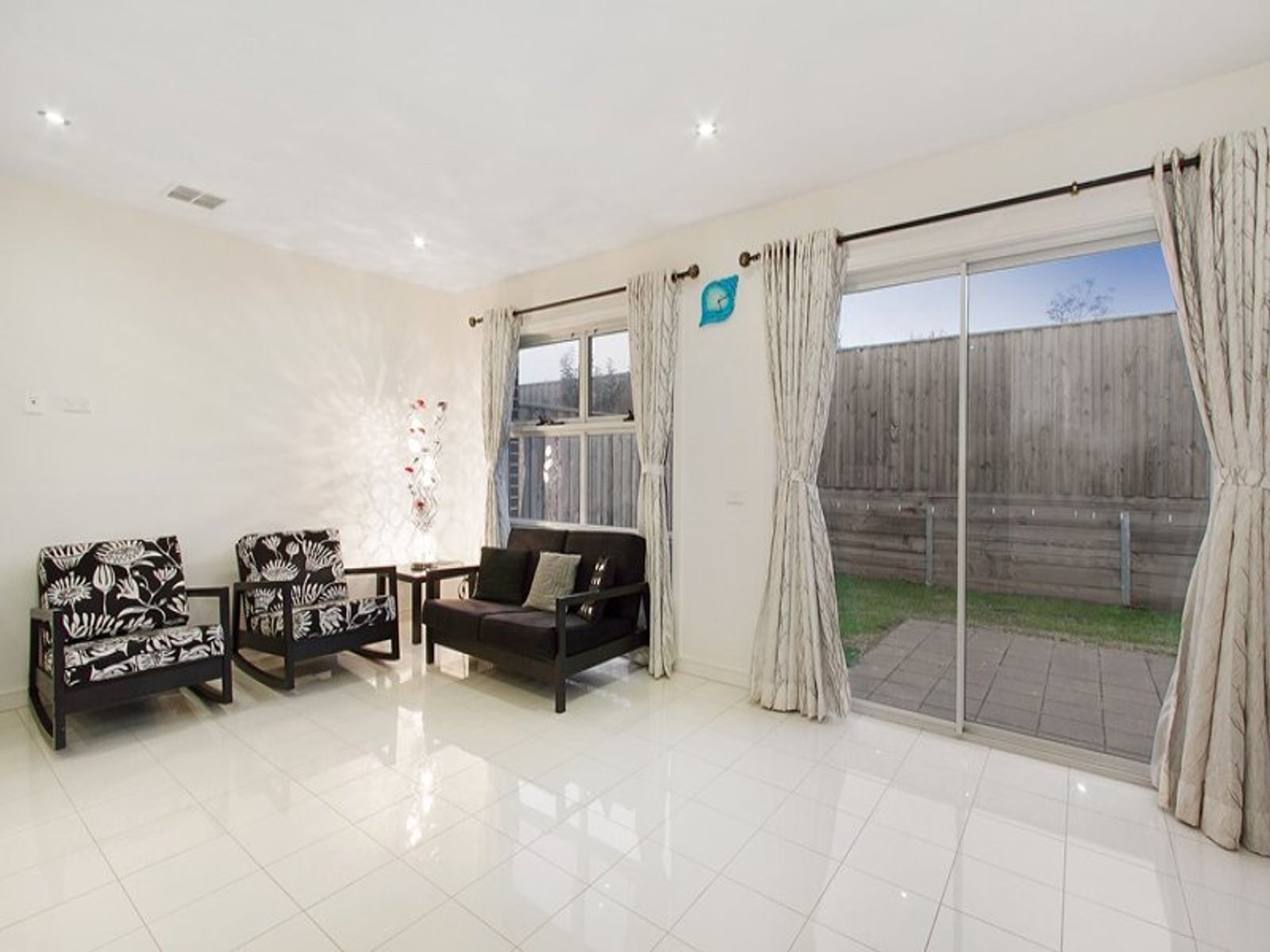 15 Paragon Way, Waterways, VIC 3195, Waterways - Thumbnail 5