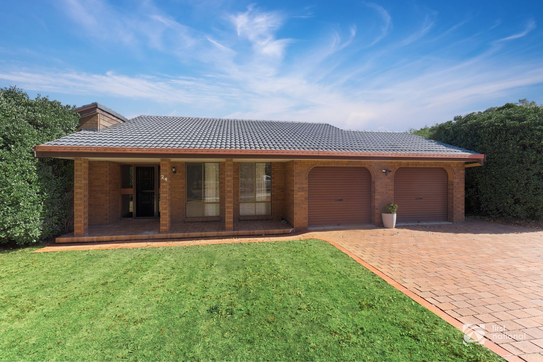 24 Crest Road, Armidale NSW 2350, Armidale - Thumbnail 2