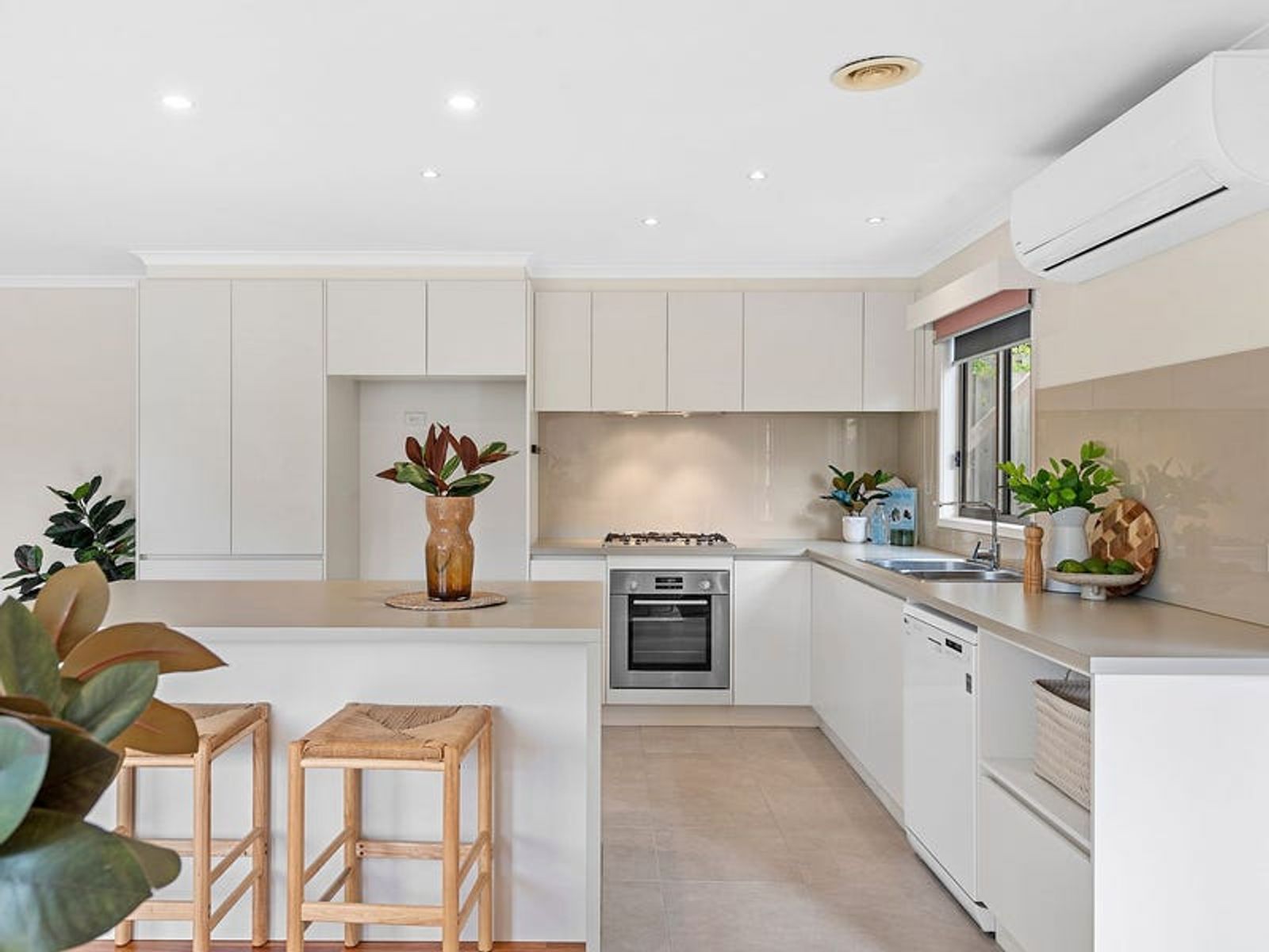 24 Mary Court, Mornington, VIC 3931, Mornington - Thumbnail 3