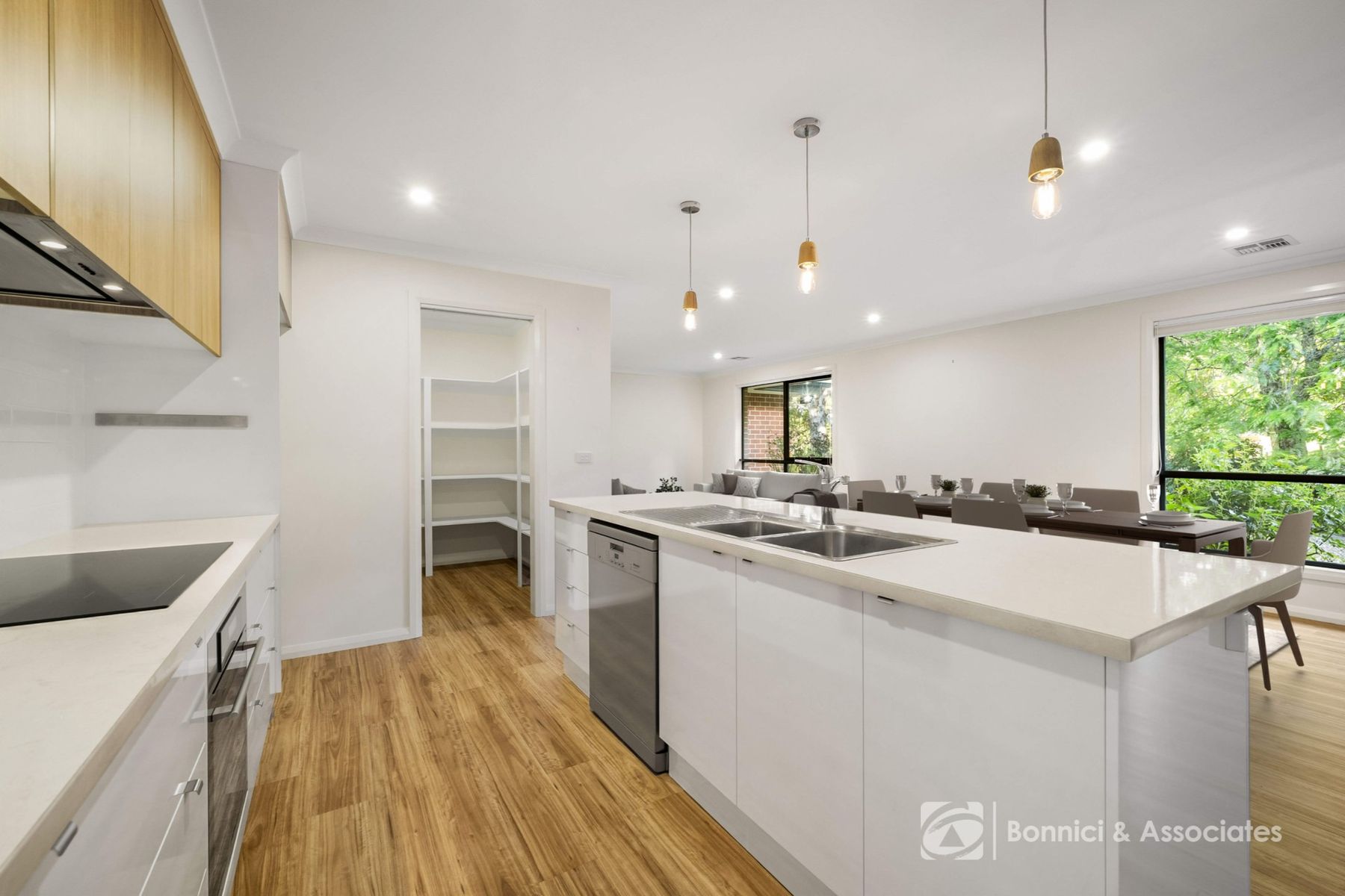 35 Gilchrist Avenue, Beechworth VIC 3747, Beechworth - Thumbnail 4