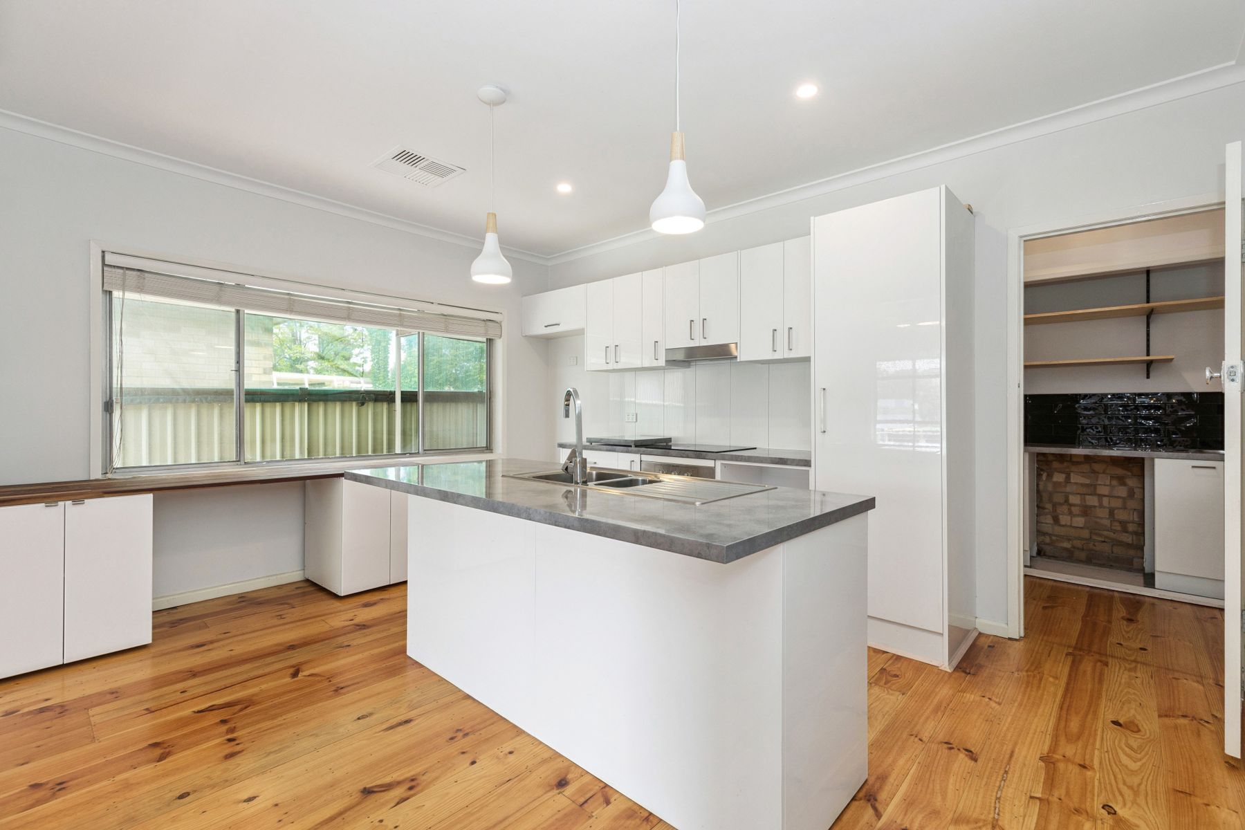 33 Grace Street, White Hills VIC 3550, White Hills - Thumbnail 3