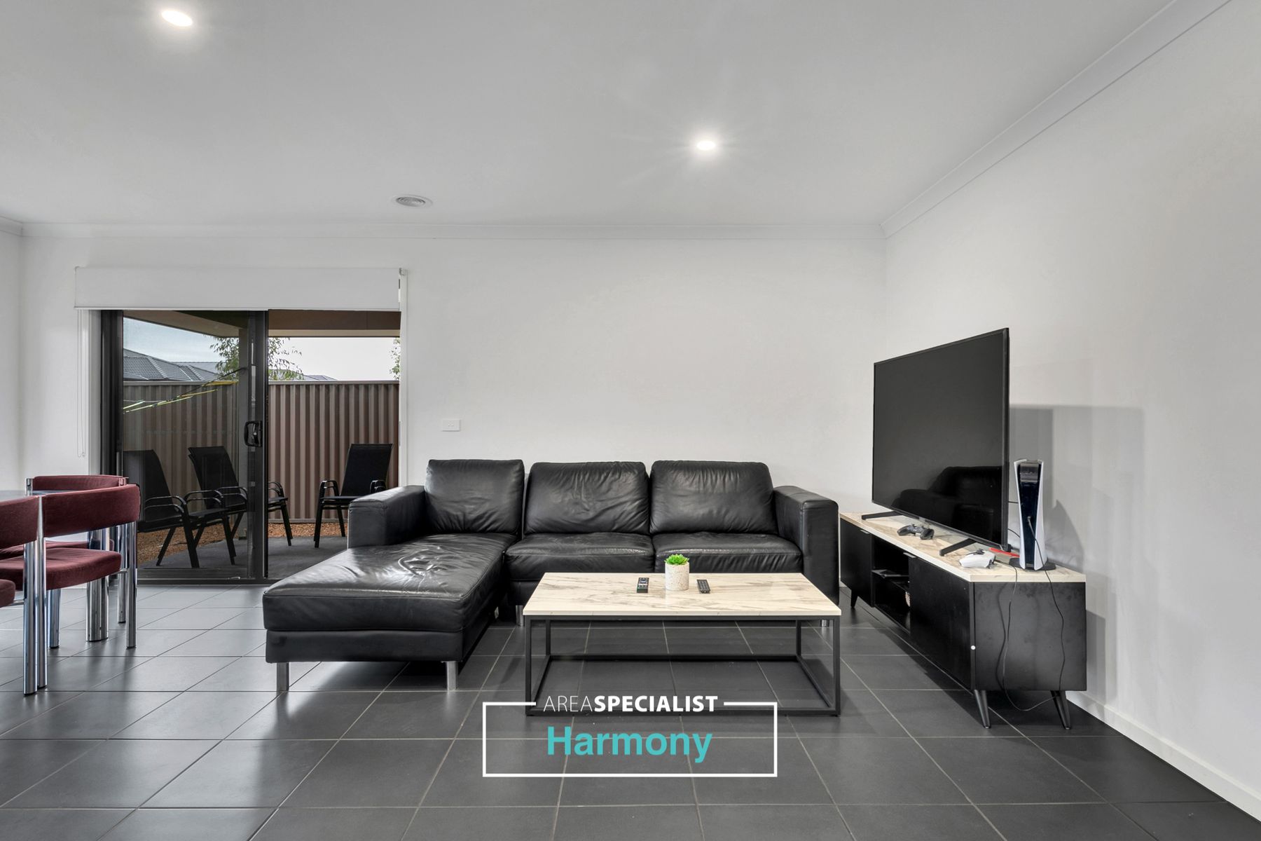 12 Ambervue Drive, Cobblebank, VIC 3338, Cobblebank - Thumbnail 8